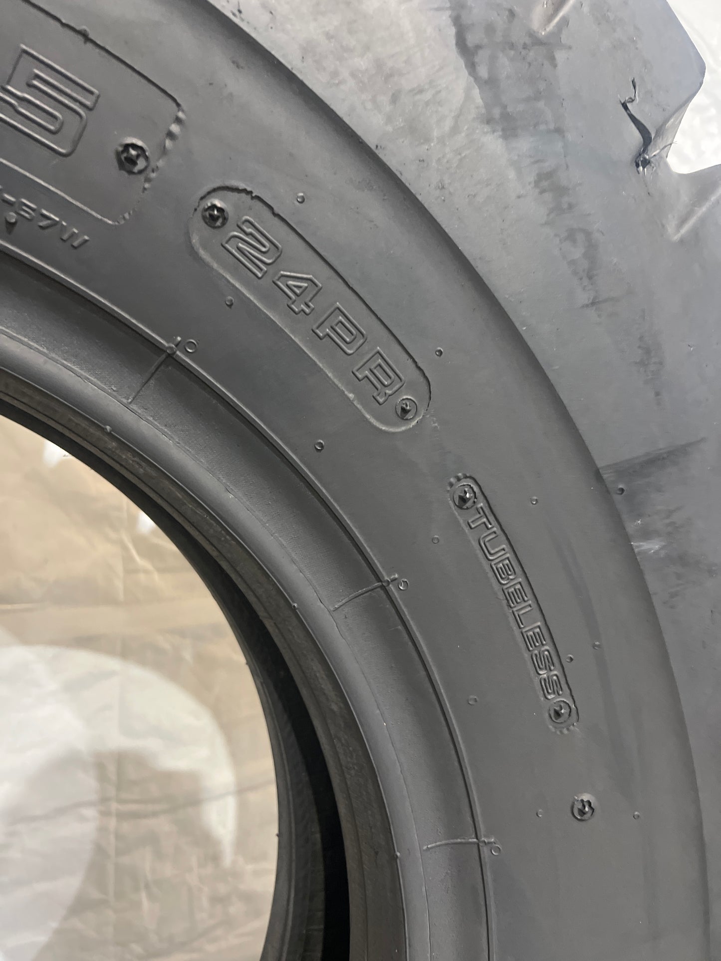 14.00-25 YOKOHAMA Y-67 E-3 RER TL #3490