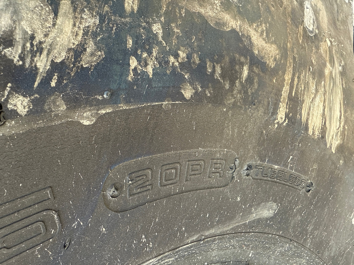 23.5-25 YOKOHAMA Y524 20 PLY#8758