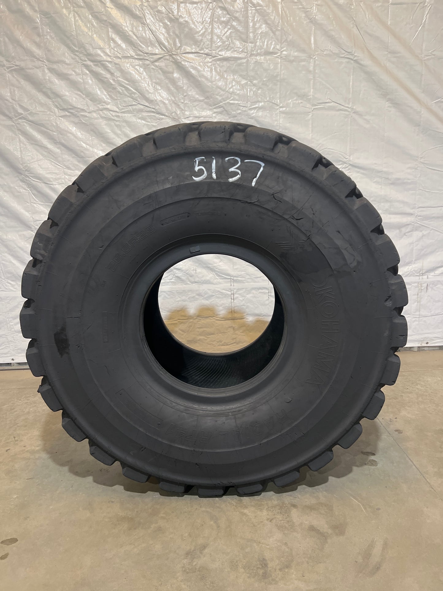 26.5R25 YOKOHAMA RADIAL RT41 #5137