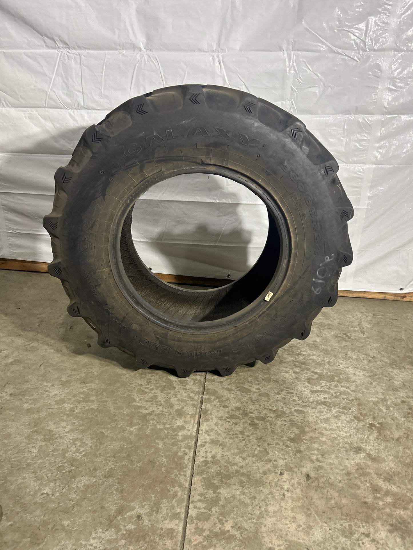 380/85R24 GALAXY EARTH-PRO RADIAL 850