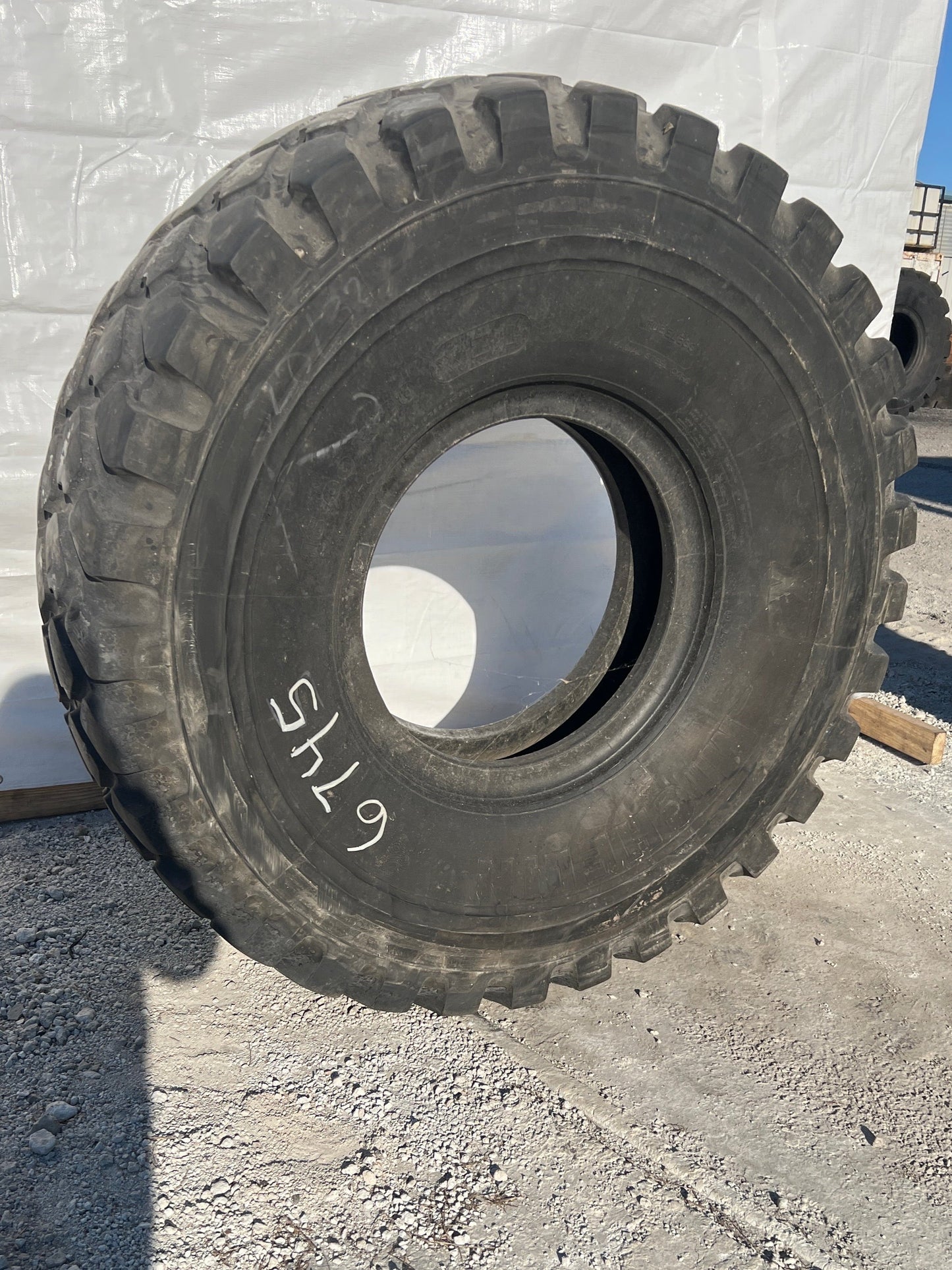 16.00R20 MICHELIN XZL #6745