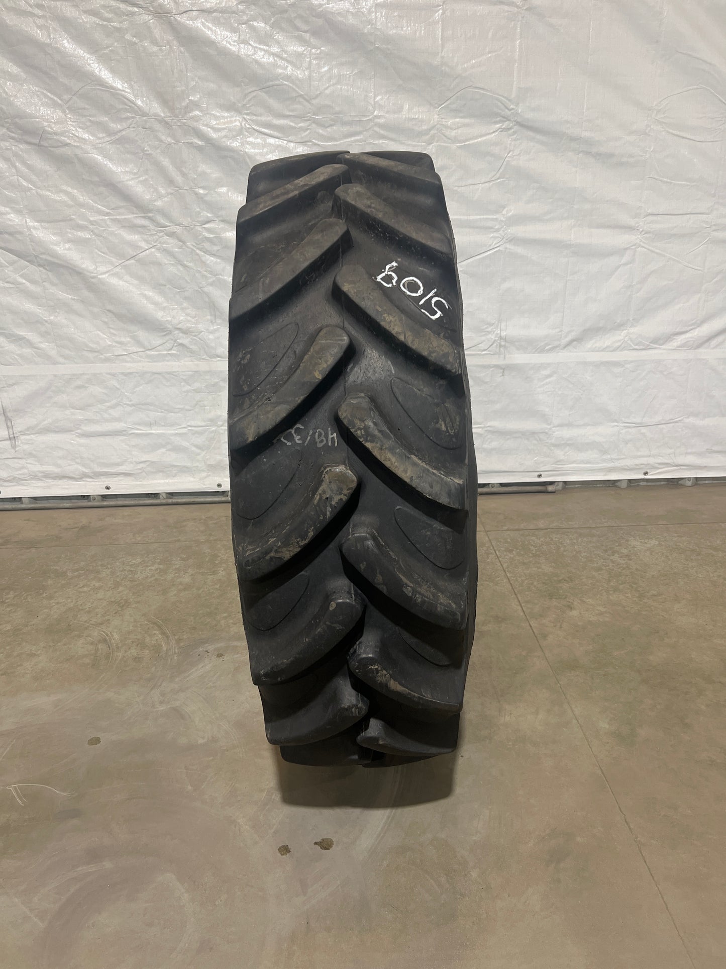 420/85R30 GALAXY EARTH-PRO