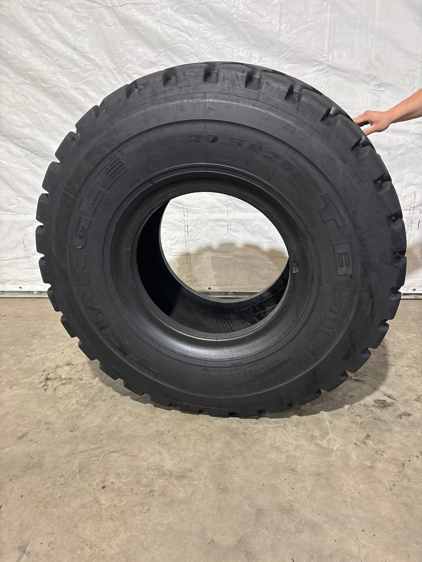 20.5R25 TRIANGLE TB 516 #5812