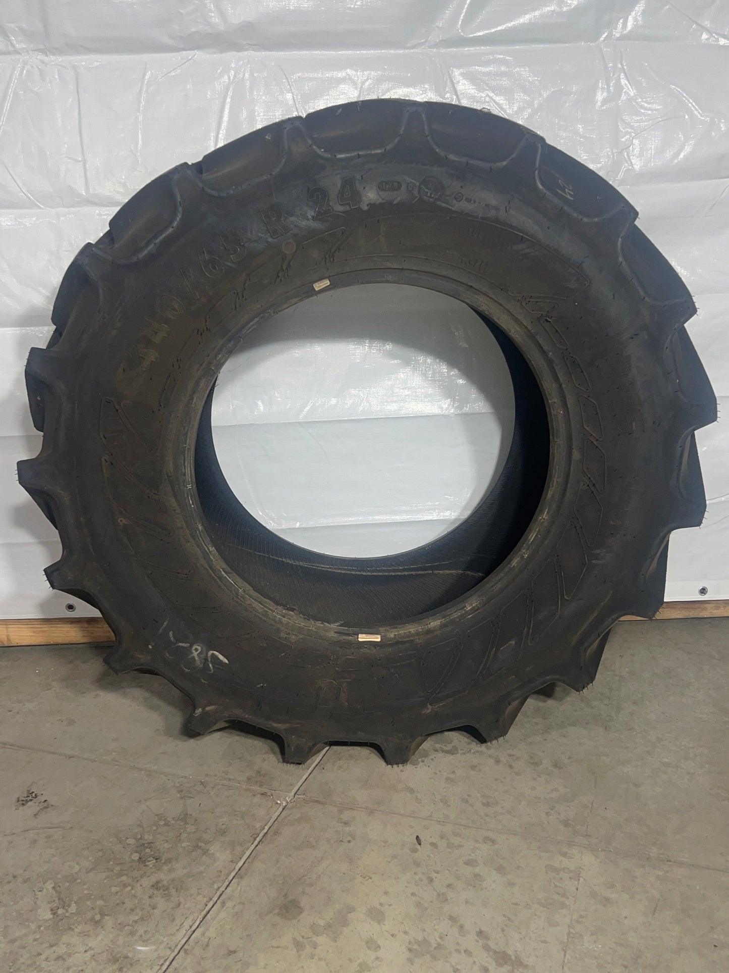 440/65R24 MITAS AC 65