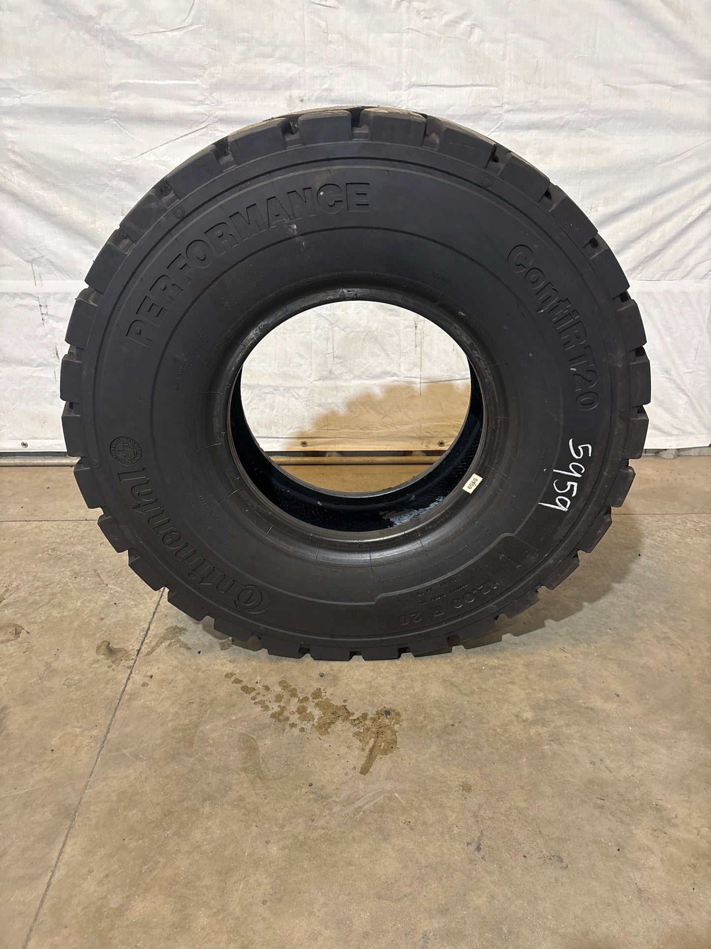 12.00R20 CONTINENTAL PERFORMANCE CONTI RT20 #5959