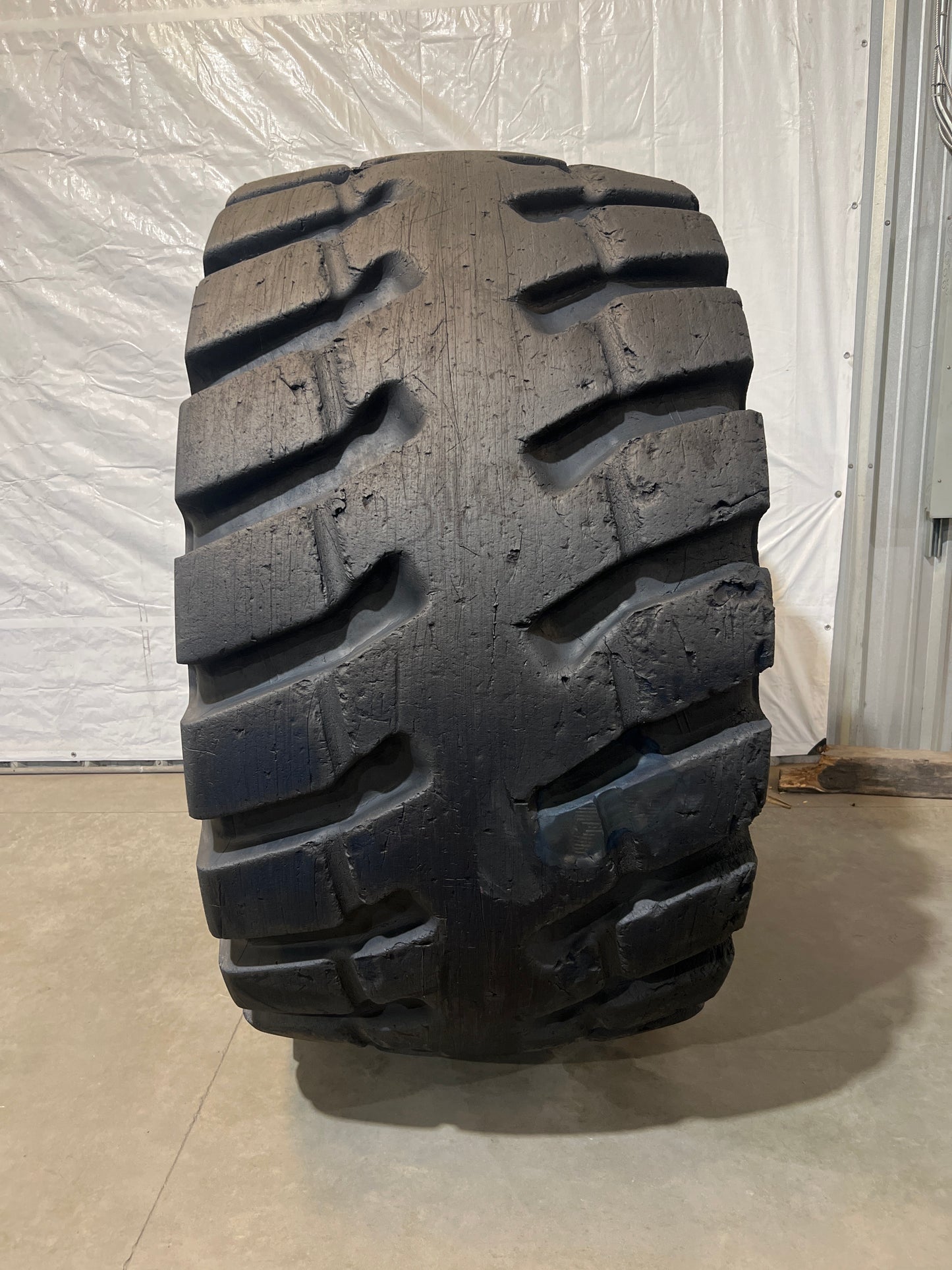 35/65R33 MICHELIN XTXL TL #5227