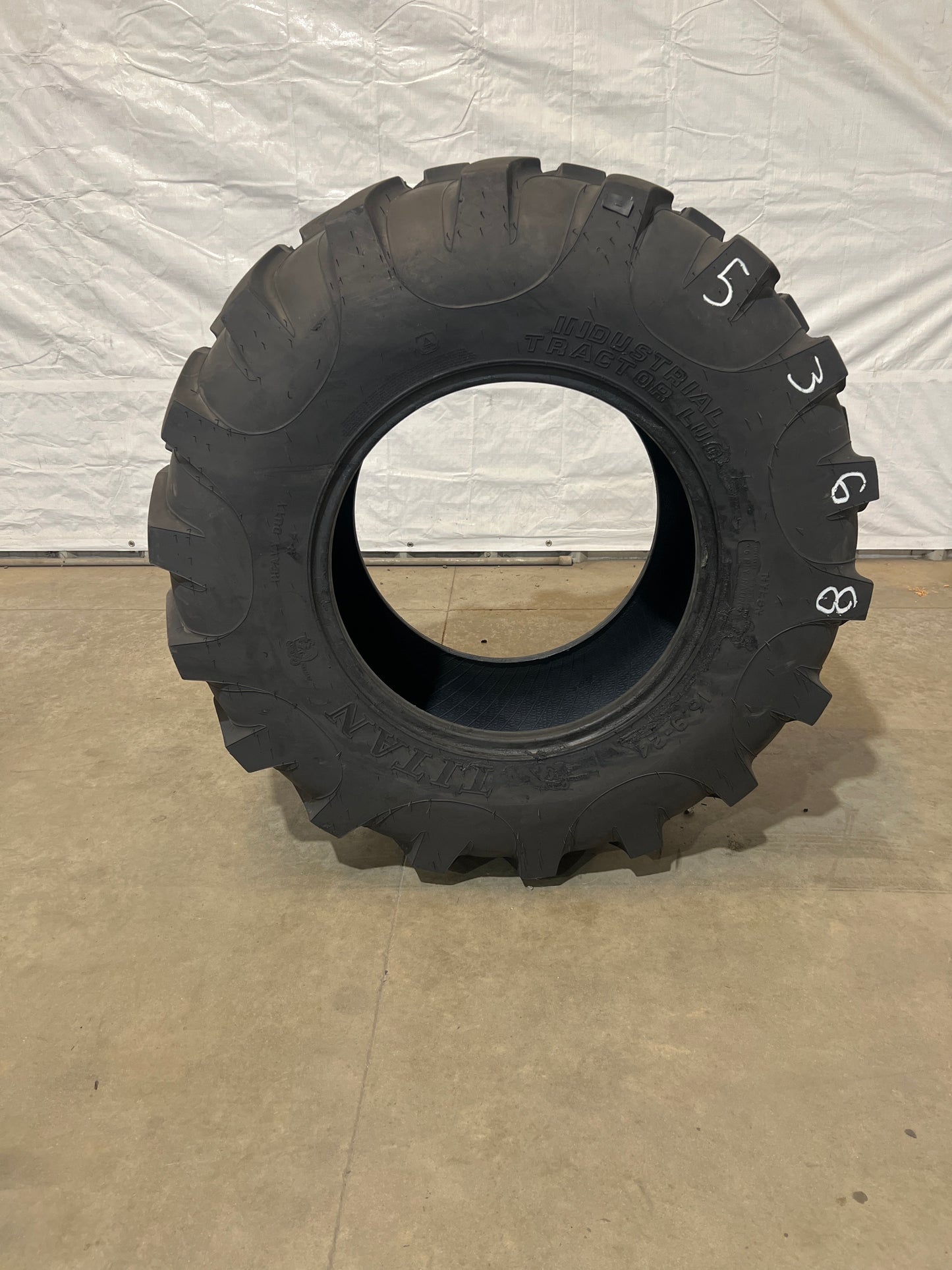 16.9-24 TITAN INDUSTRIAL TRACTOR LUG