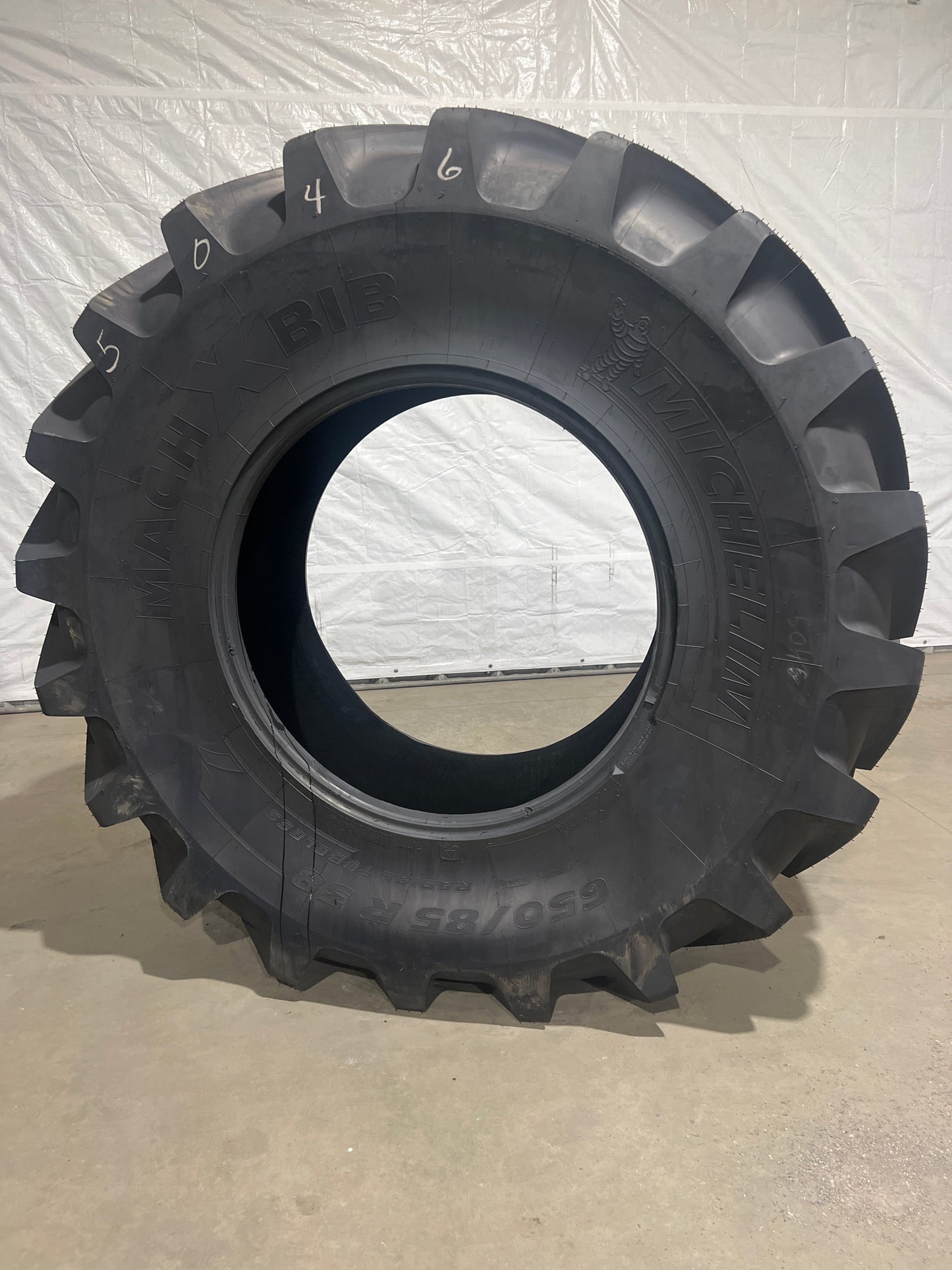 650/85R38 MICHELIN MACHXBIB #5046