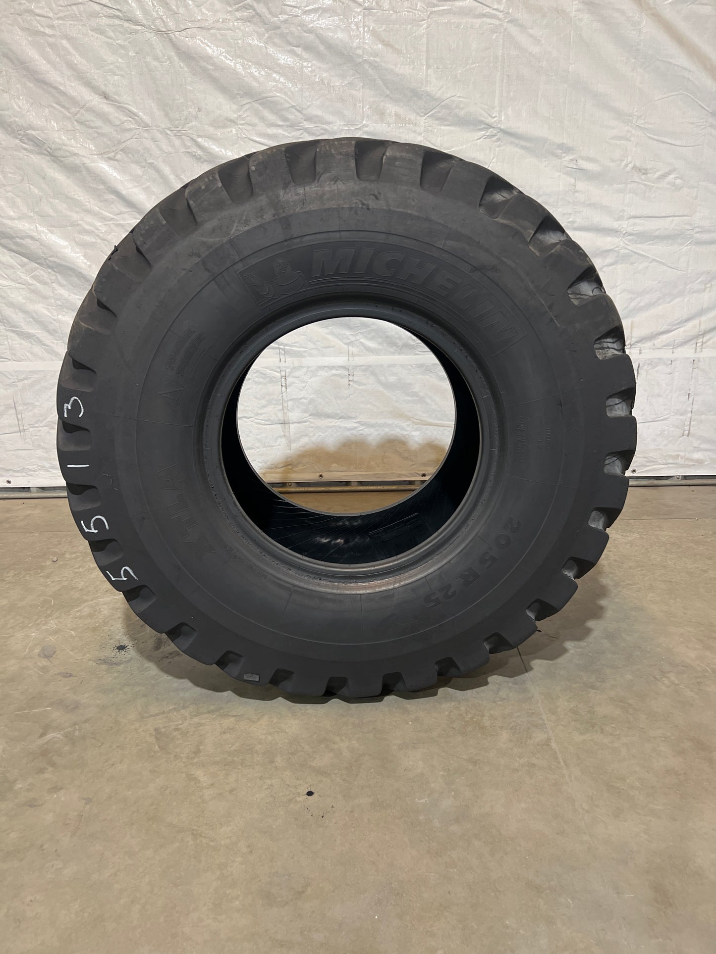 20.5R25 MICHELIN XTLA #5513
