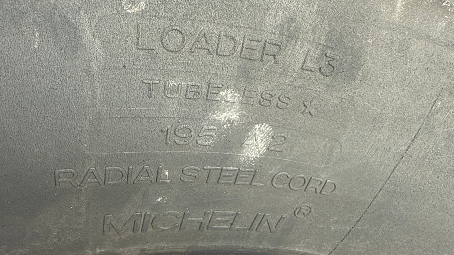 23.5R25 MICHELIN XHA2 #8974