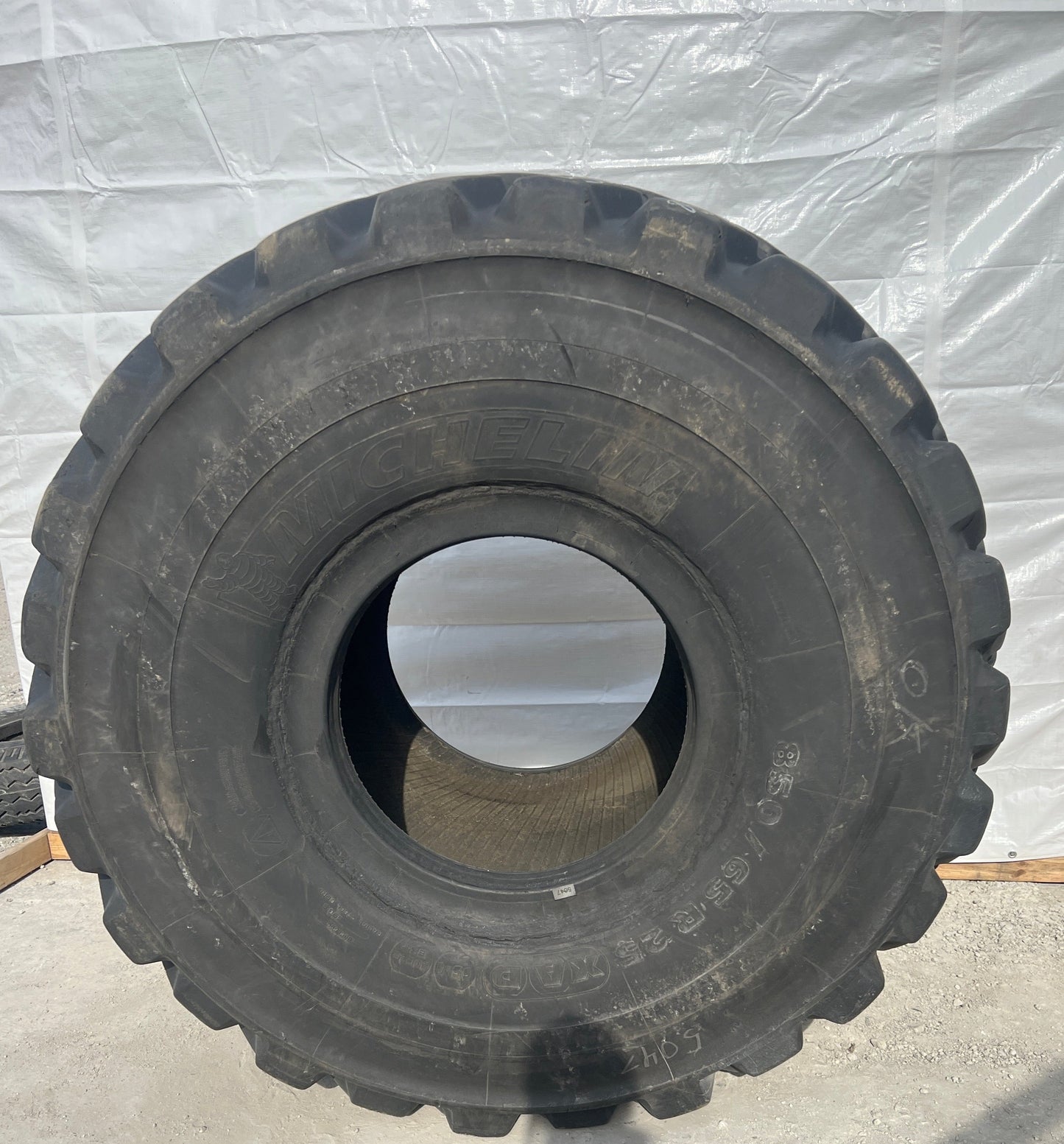 850/65R25 MICHELIN XAD 65 #5047