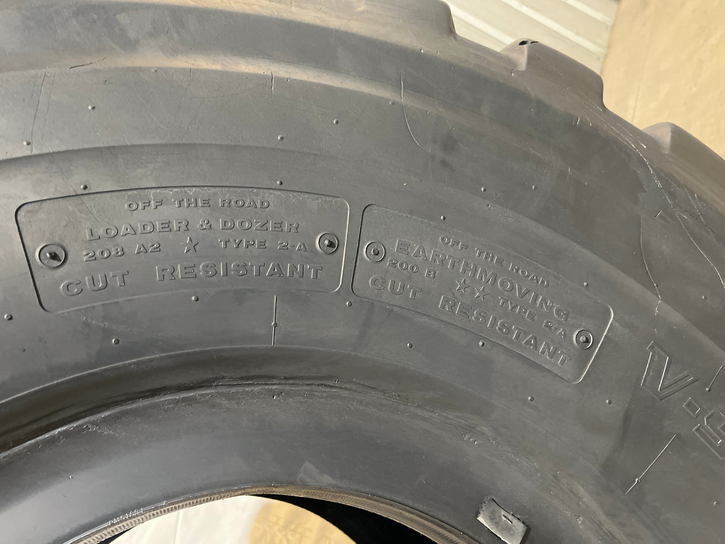 29.5R25 BRIDGESTONE V-STEEL L-TRACTION #5156