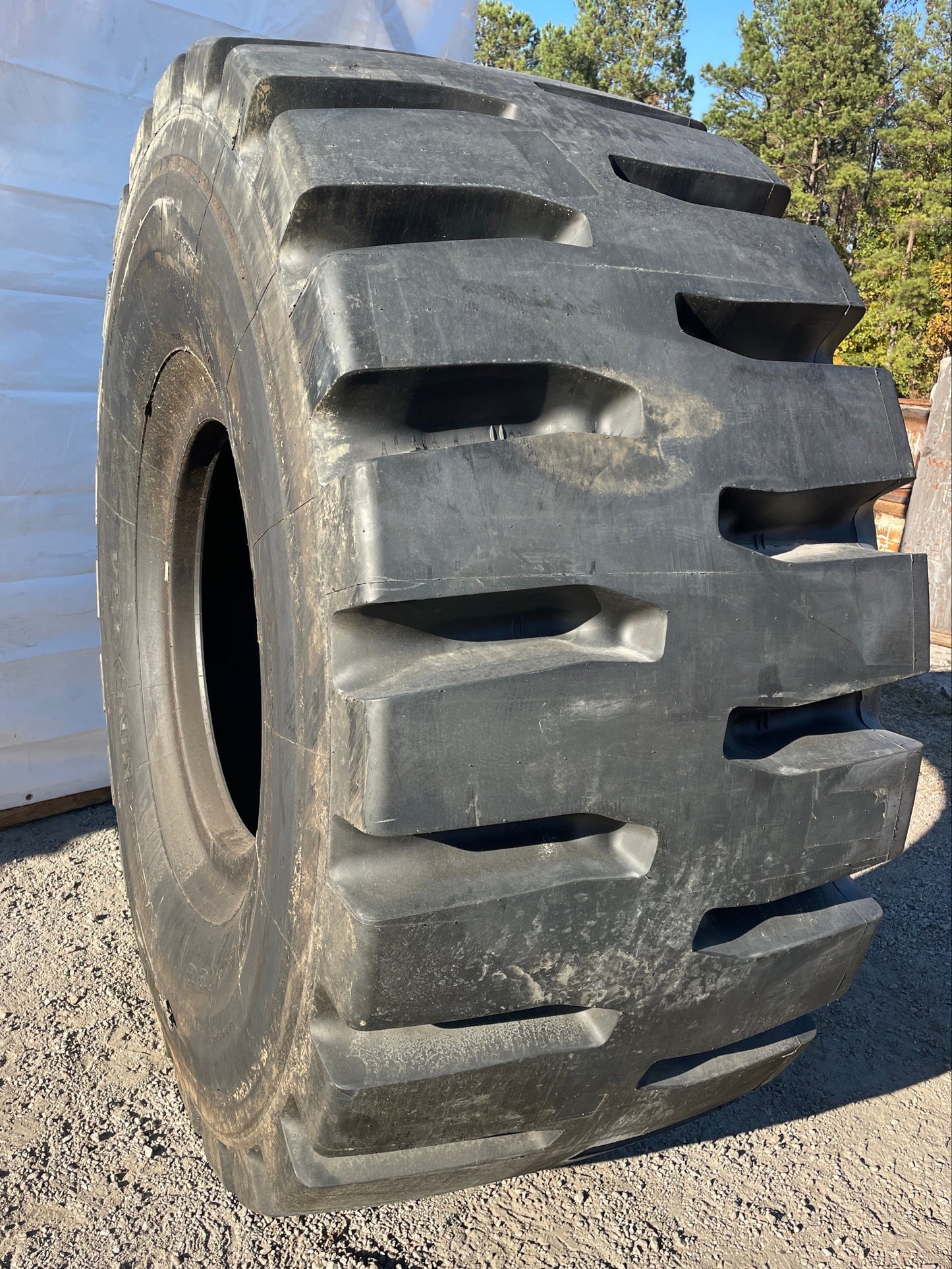 35/65R33 MAXAM MS 501 MINE XTRA L5