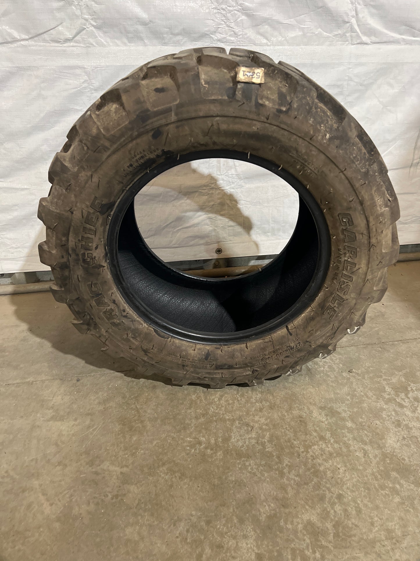 27X12.50-15 CARLISLE TRAC CHIEF