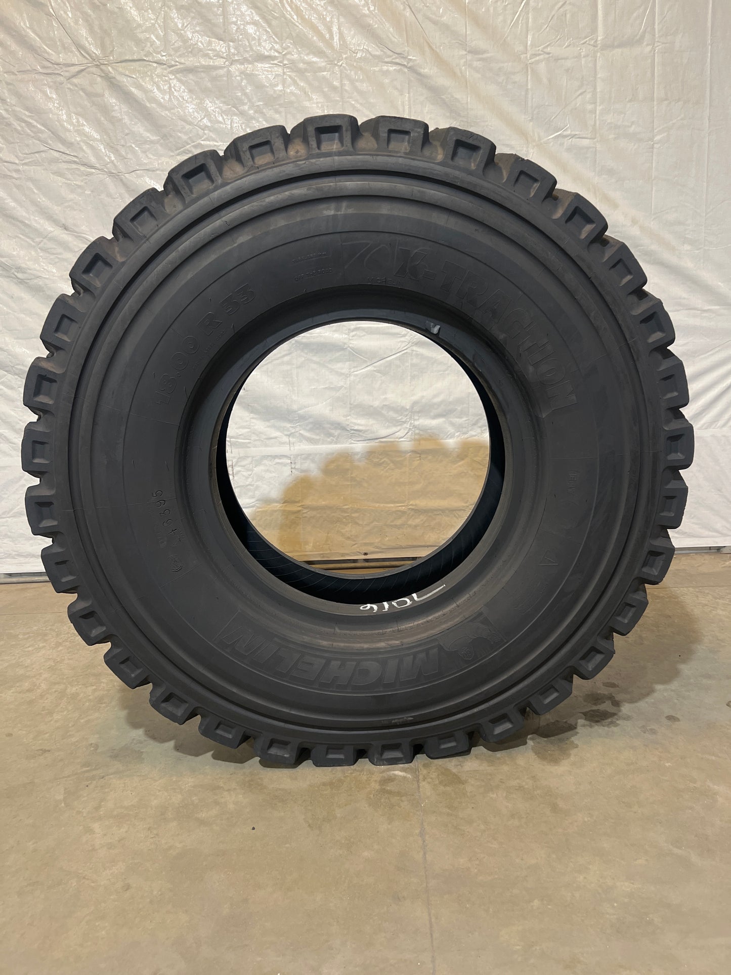 18.00R33 MICHELIN X-TRACTION #7016