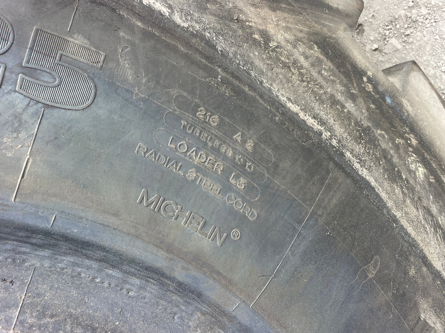 29.5R25 MICHELIN XHA2 L-5 RETREAD #8479