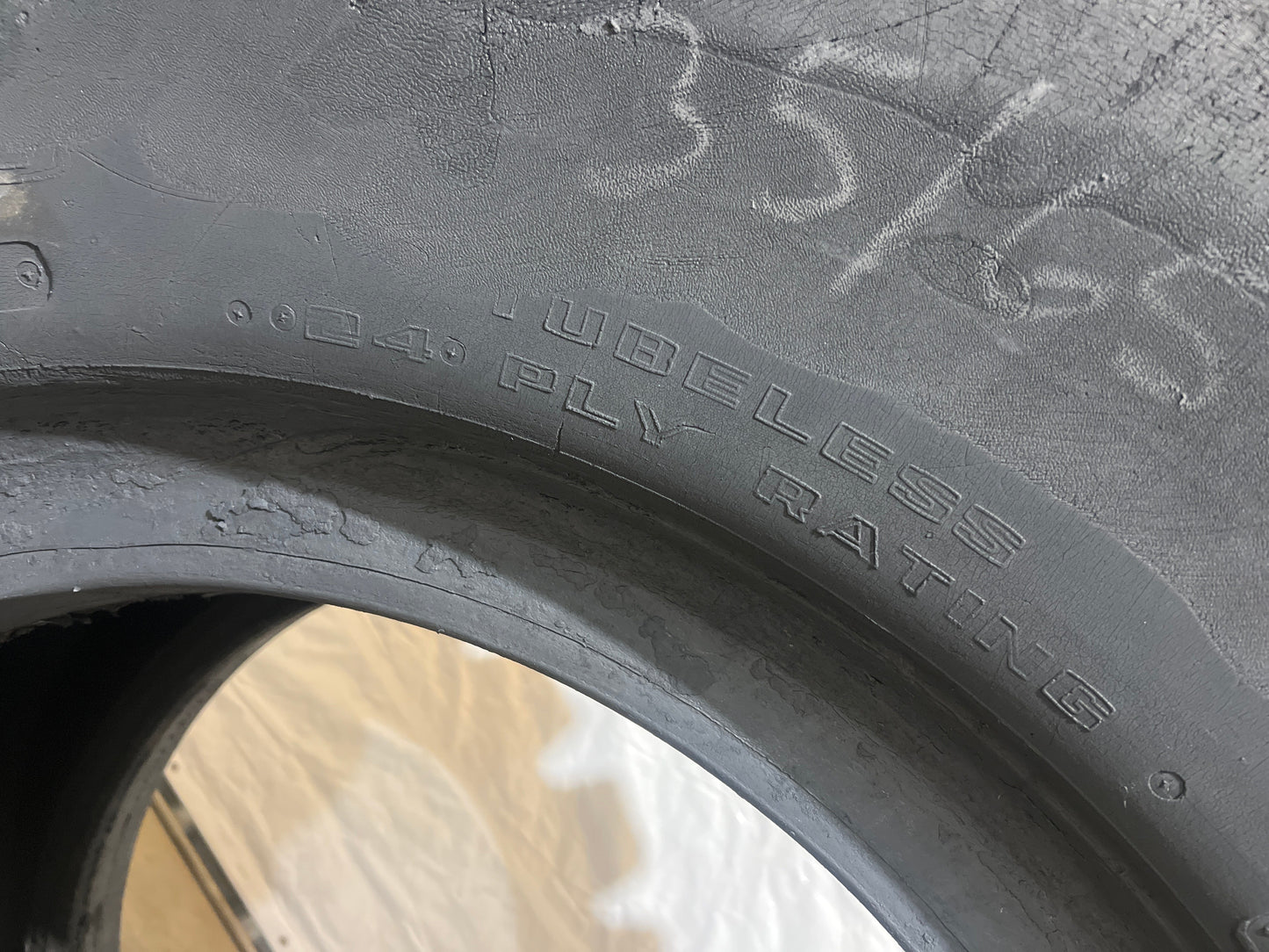 35/65-33 GOODYEAR NRL D/L-5A #6018