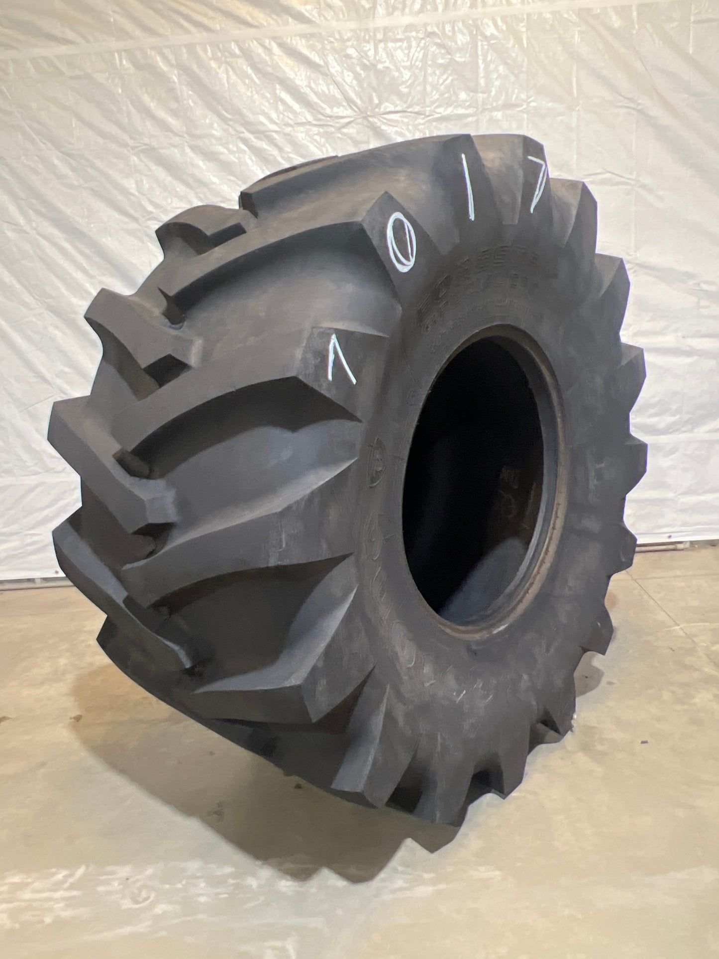 DH 35.5LB-32 FIRESTONE FORESTRY SPECIAL CRC #7017