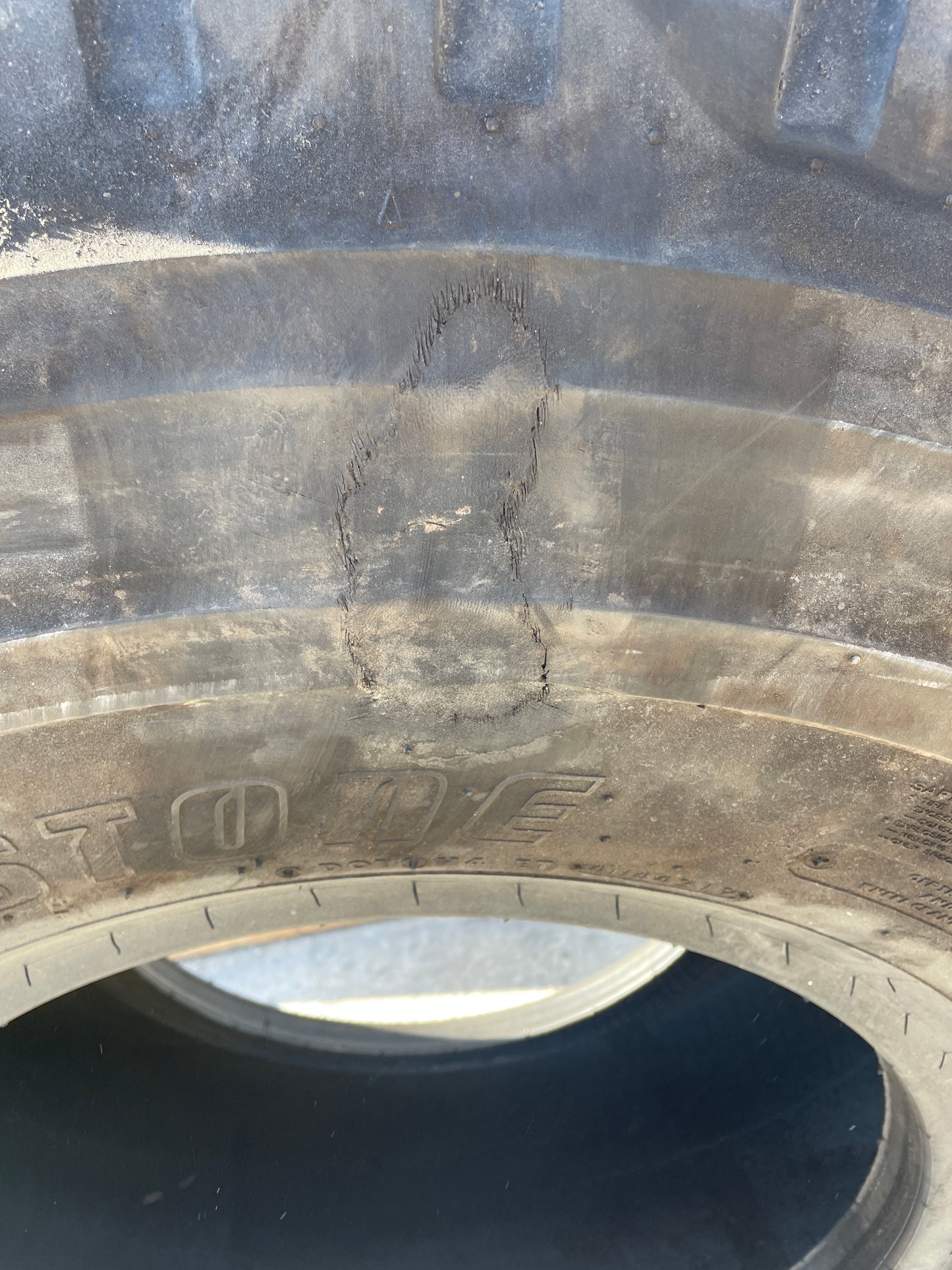 525/80R25 BRIDGESTONE CRANE V STEEL HIGH SPEED SERVICE (VHS) #6815