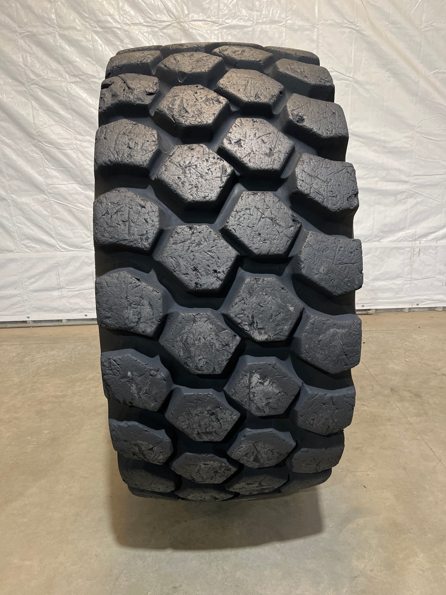 29.5R25 MICHELIN XTRA DEFEND