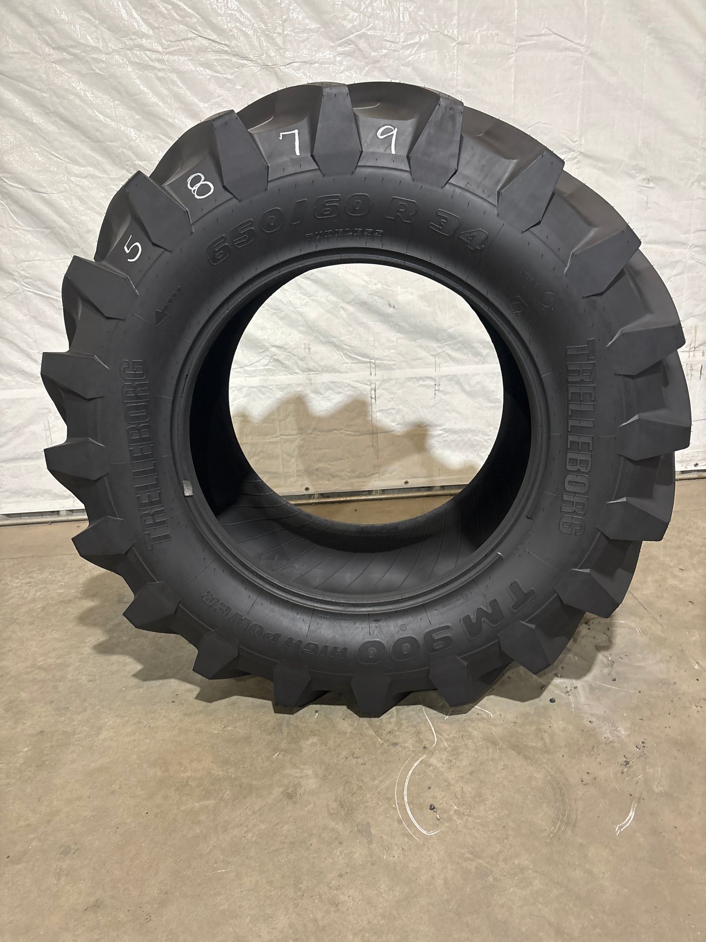 650/60R34 TRELLEBORG TM 900 HIGH POWER #5879