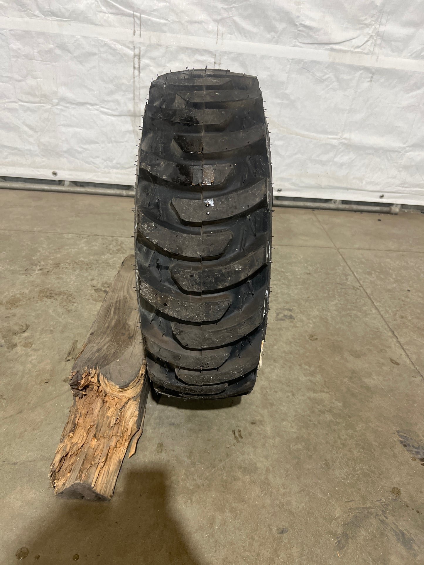 25X8.50-14 GALAXY MARATHONER #5396