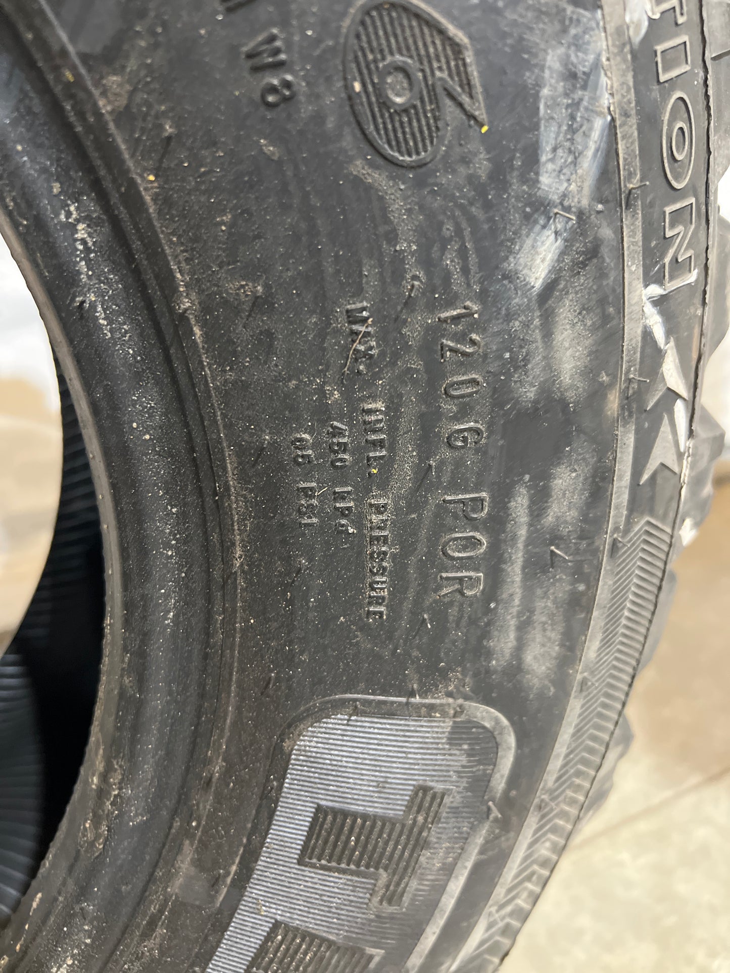 250/75R16 NOKIAN TRI 2