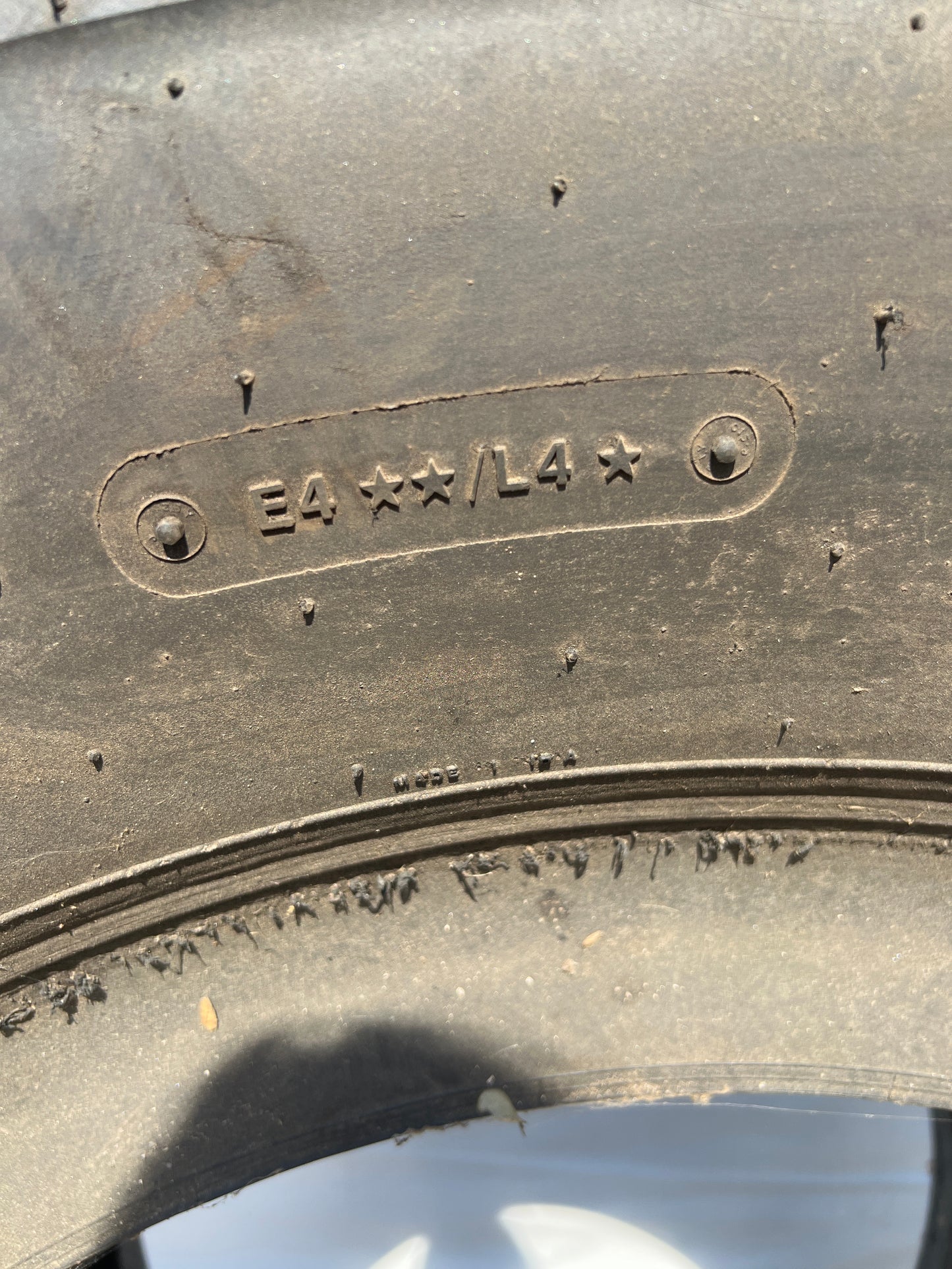 875/65R29 BKT EARTHMAX SR 41 (35/65R29)