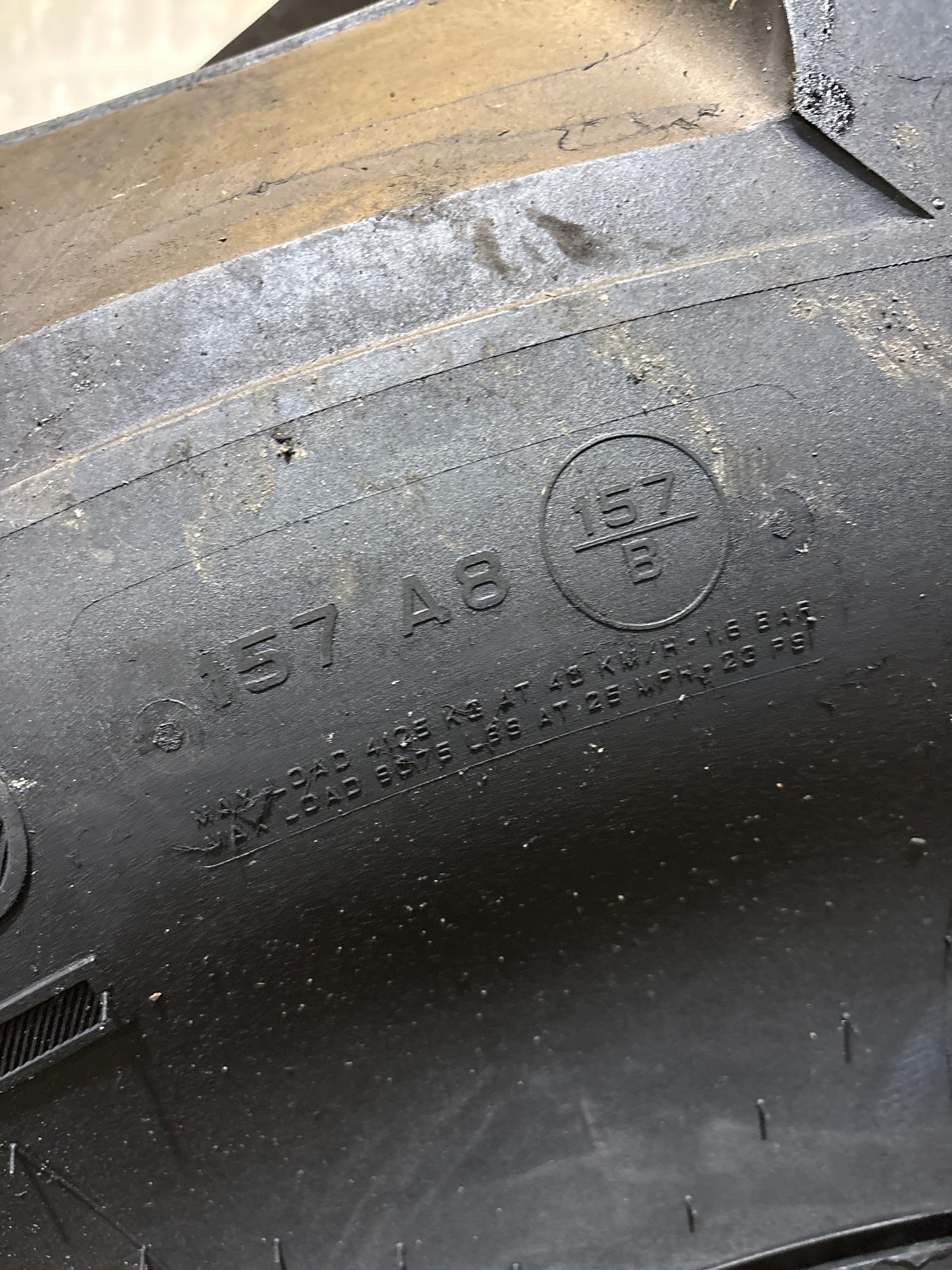 520/85R42 (20.8R42) TRELLEBORG TM600 #5656