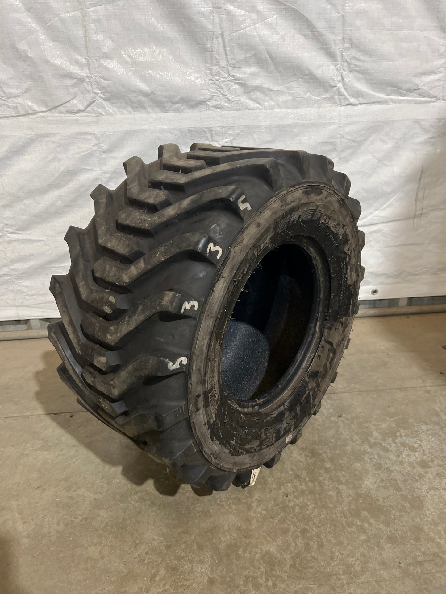 26X12.00-12 (305/60-12) CARLISLE TRAC CHIEF