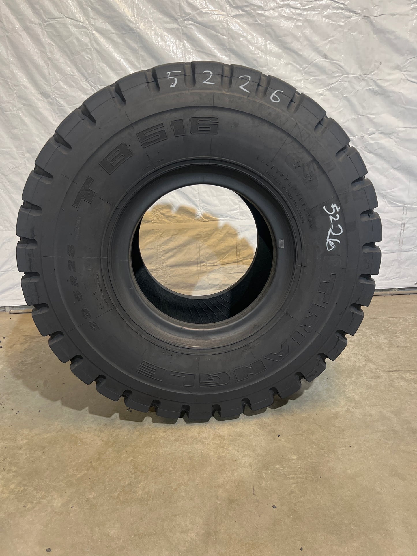 23.5R25 TRIANGLE TB516 #5226