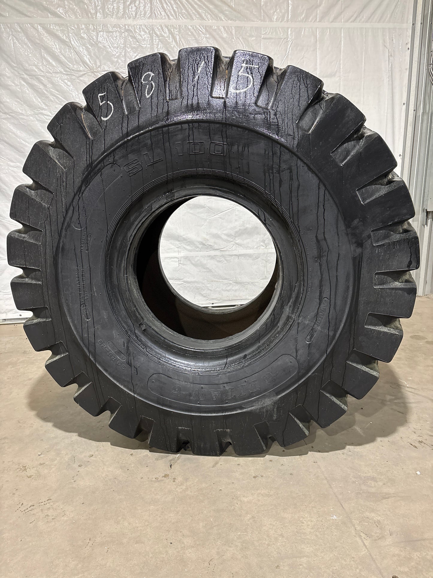 33.25-29 TITAN SL100 38 PLY #5815