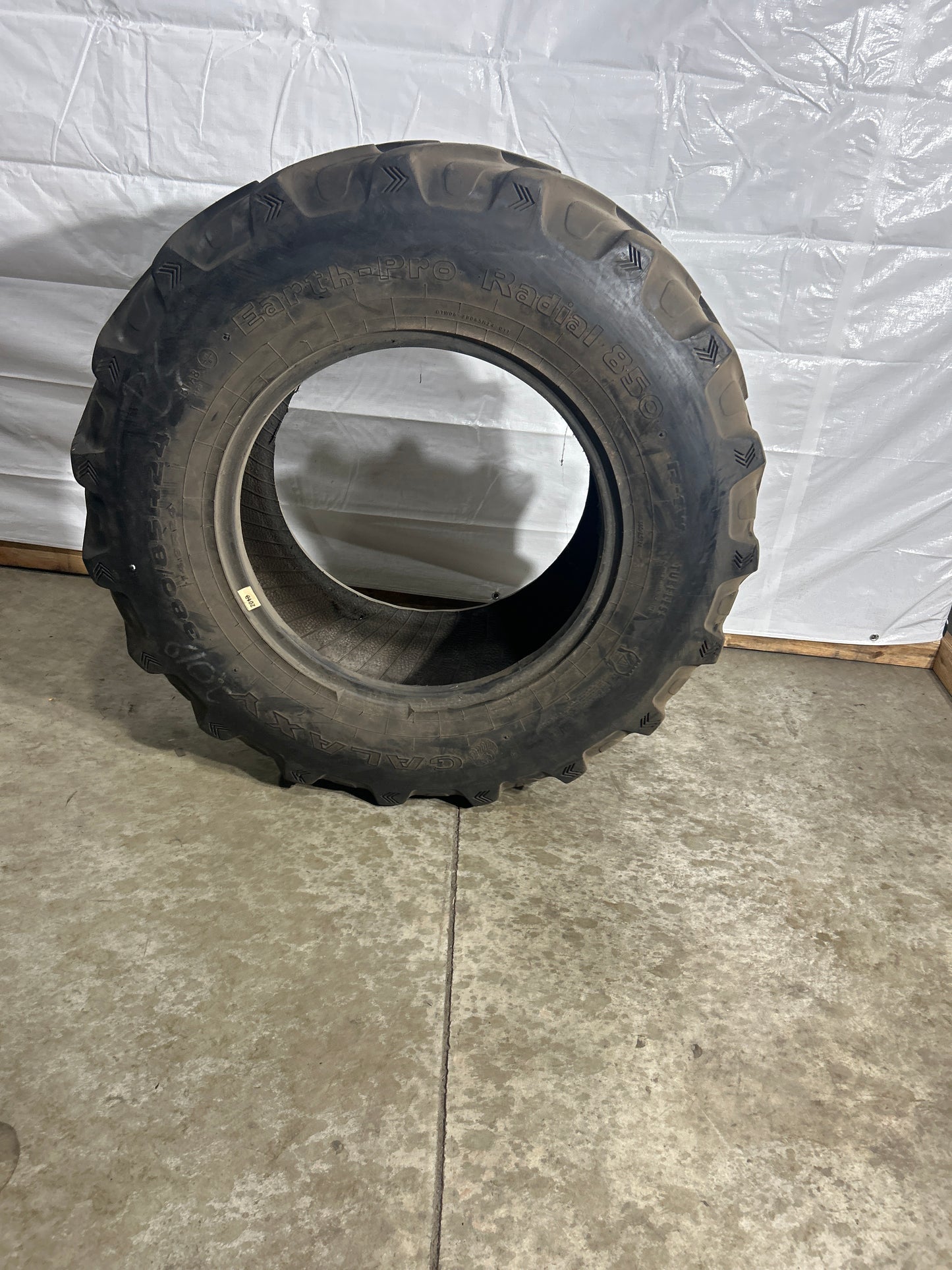 380/85R24 GALAXY EARTH-PRO RADIAL 850