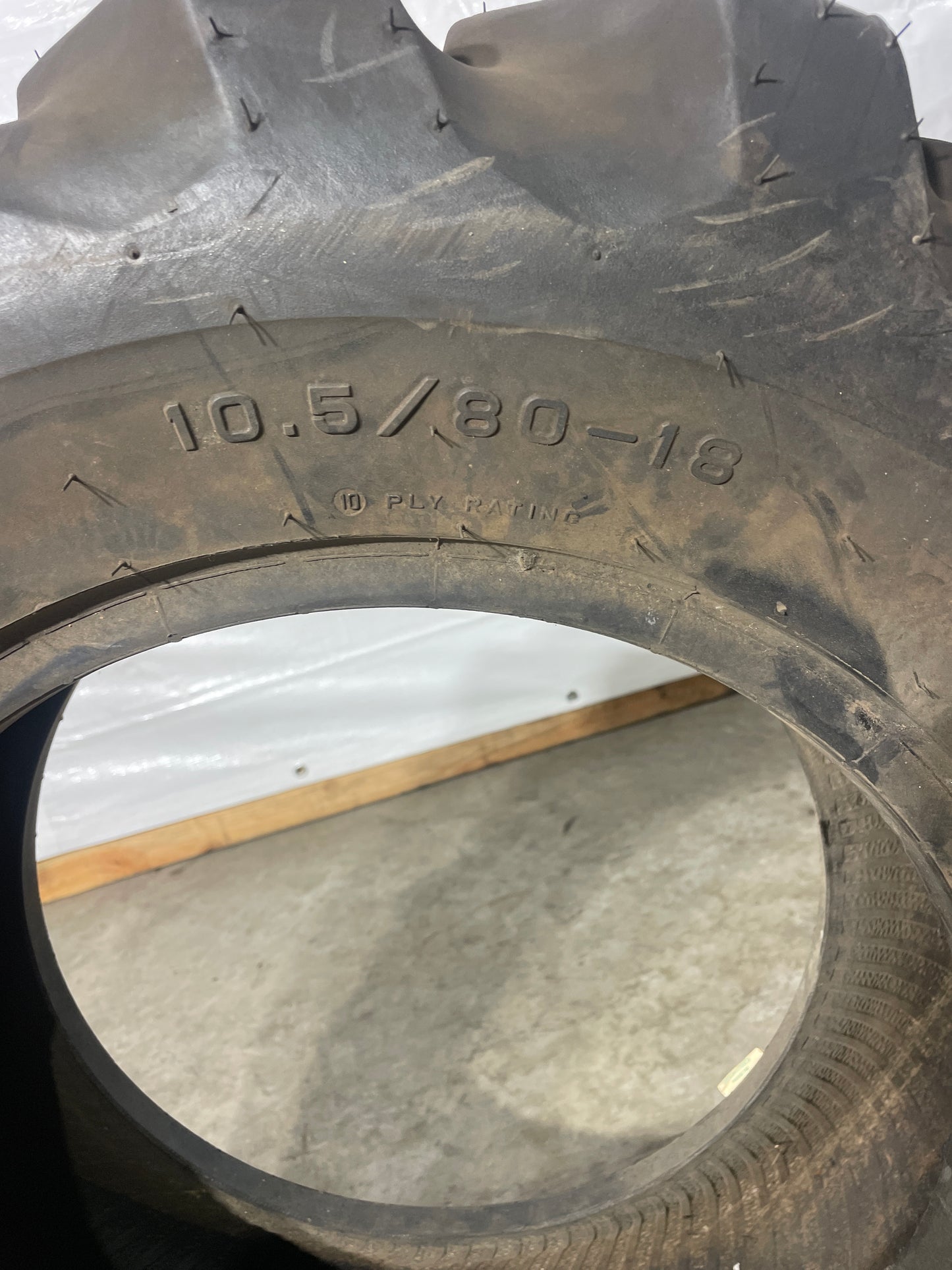 10.5/80-18 FIRESTONE ALL TRACTION UTILITY #4439