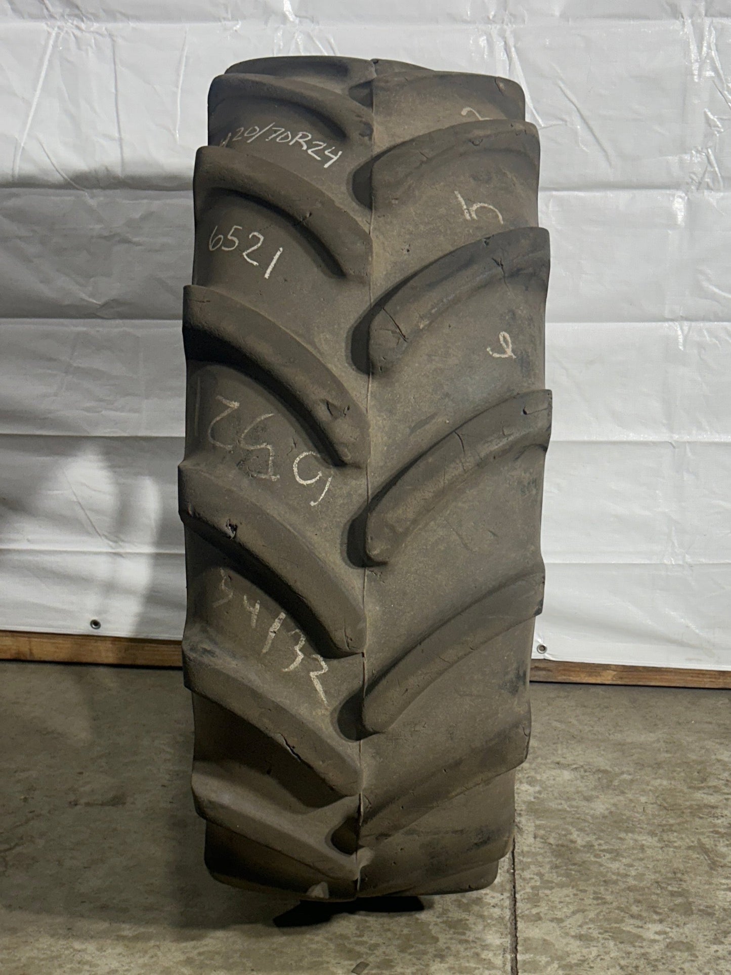420/70R24 FIRESTONE PERFORMER 70 #6521