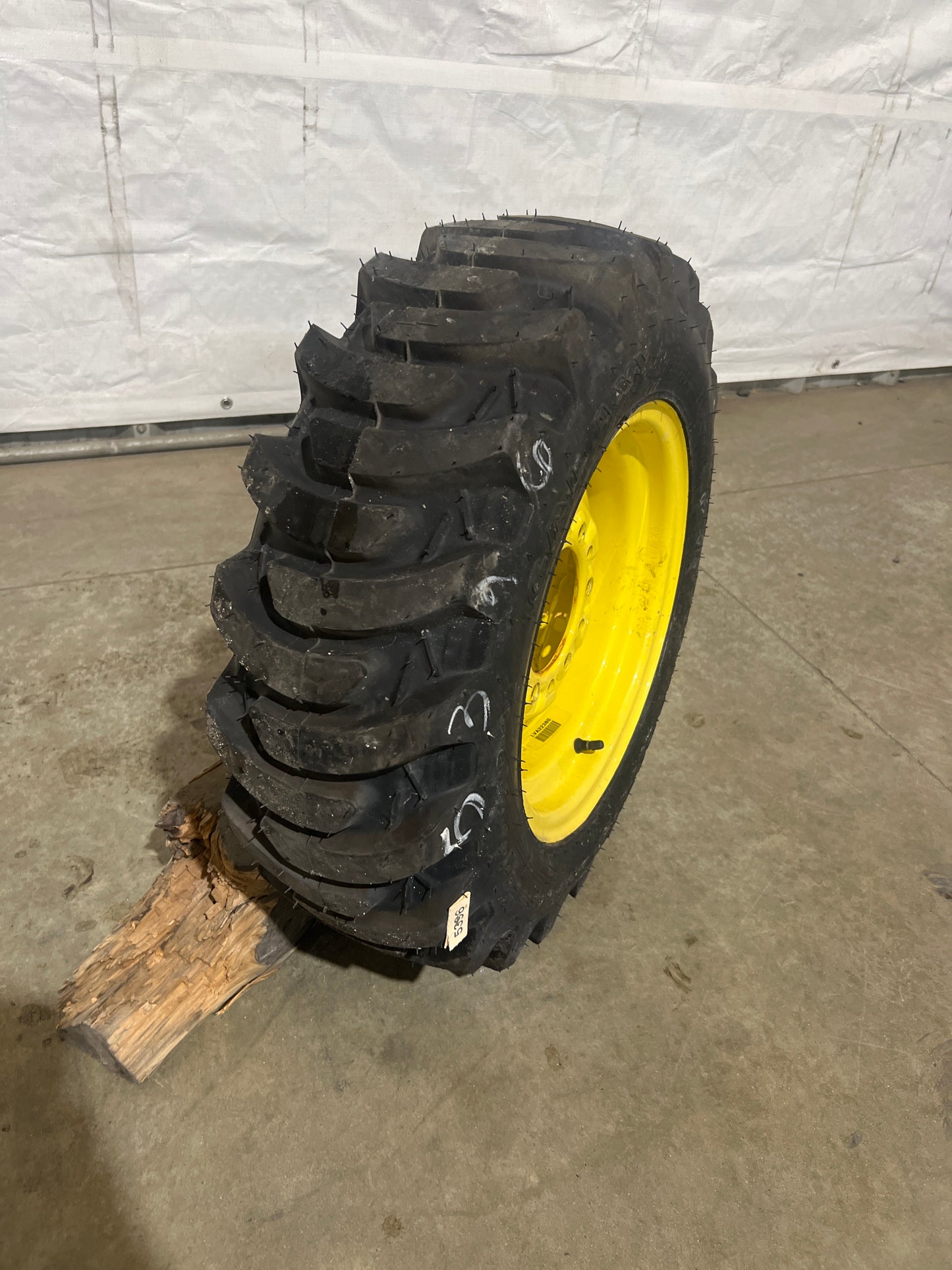 25X8.50-14 GALAXY MARATHONER #5396