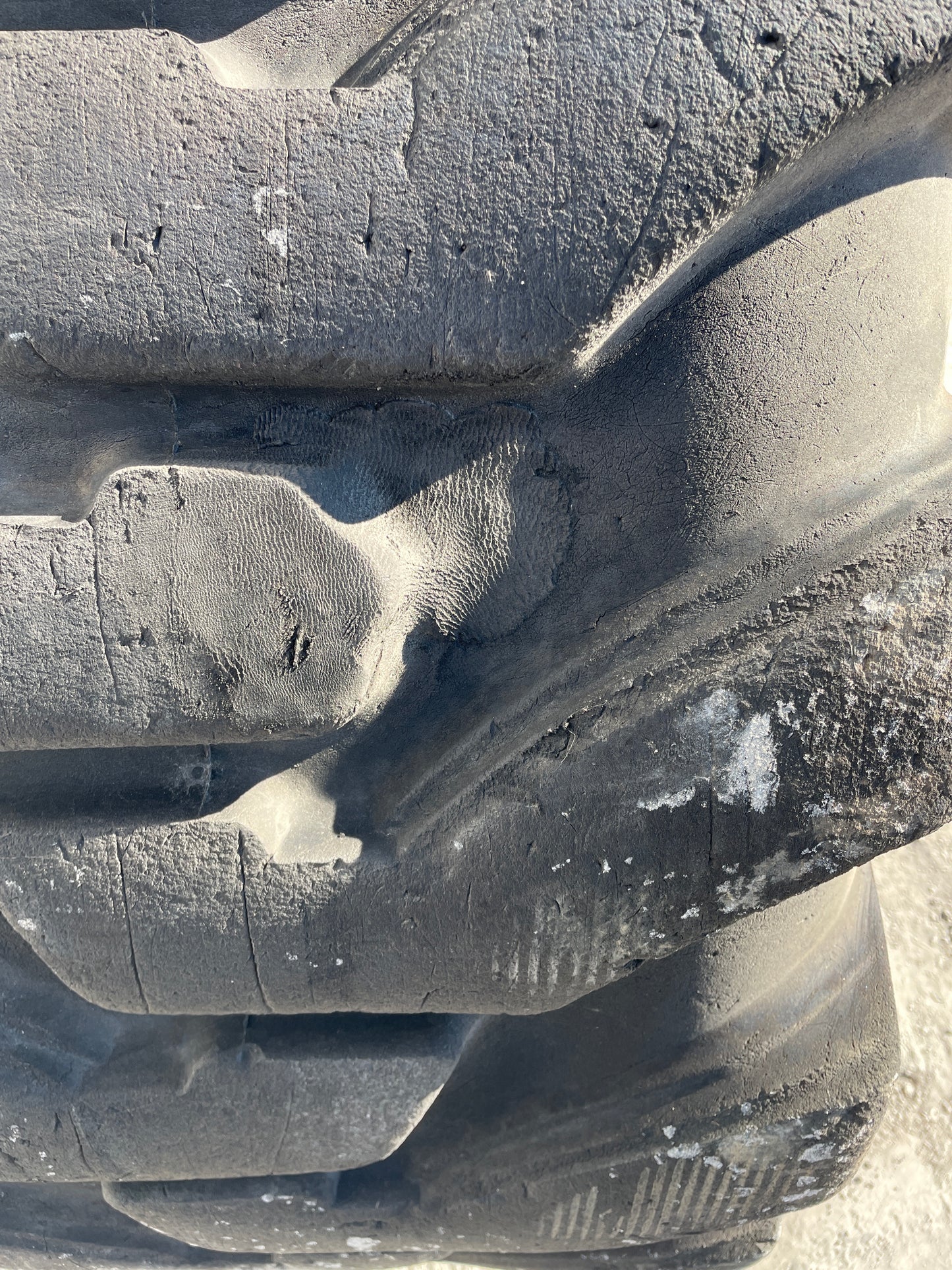 20.5-25 CAMSO LOADMASTER 16 PLY #8680