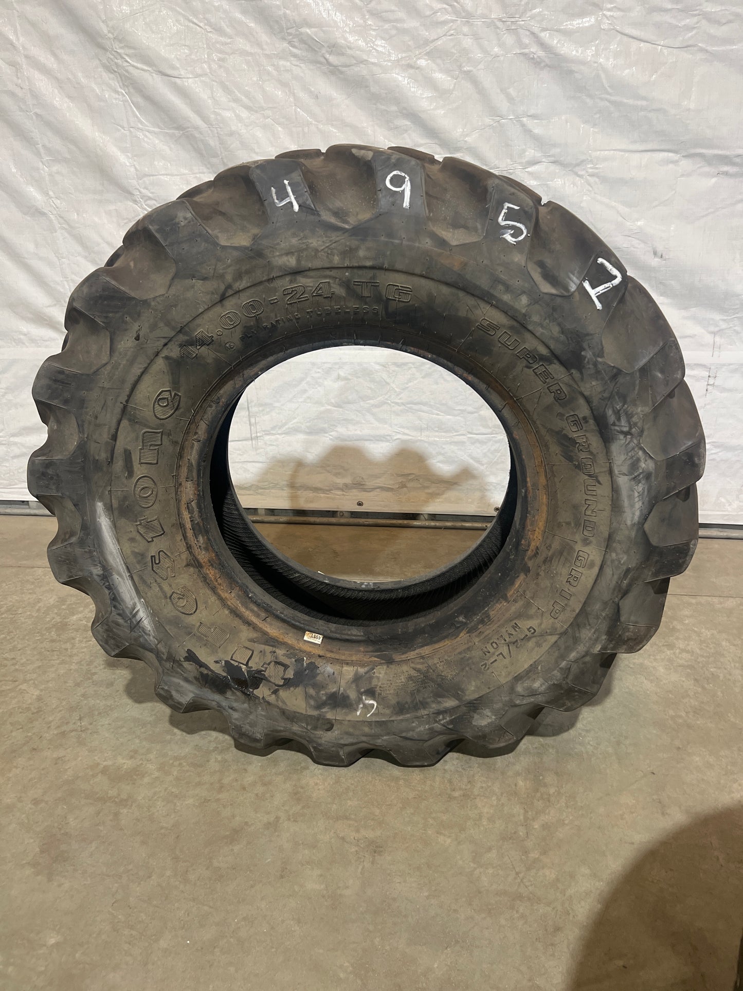14.00-24 Firestone Super Ground Grip #4951