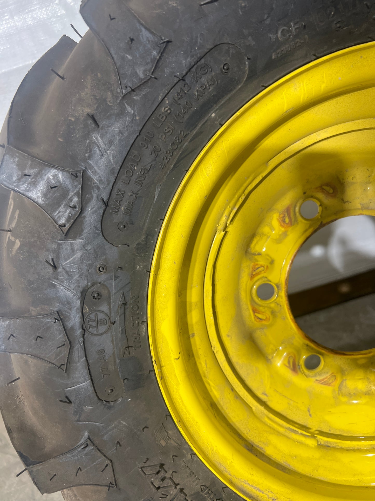 180/85D12 TITAN TRU POWER #4061