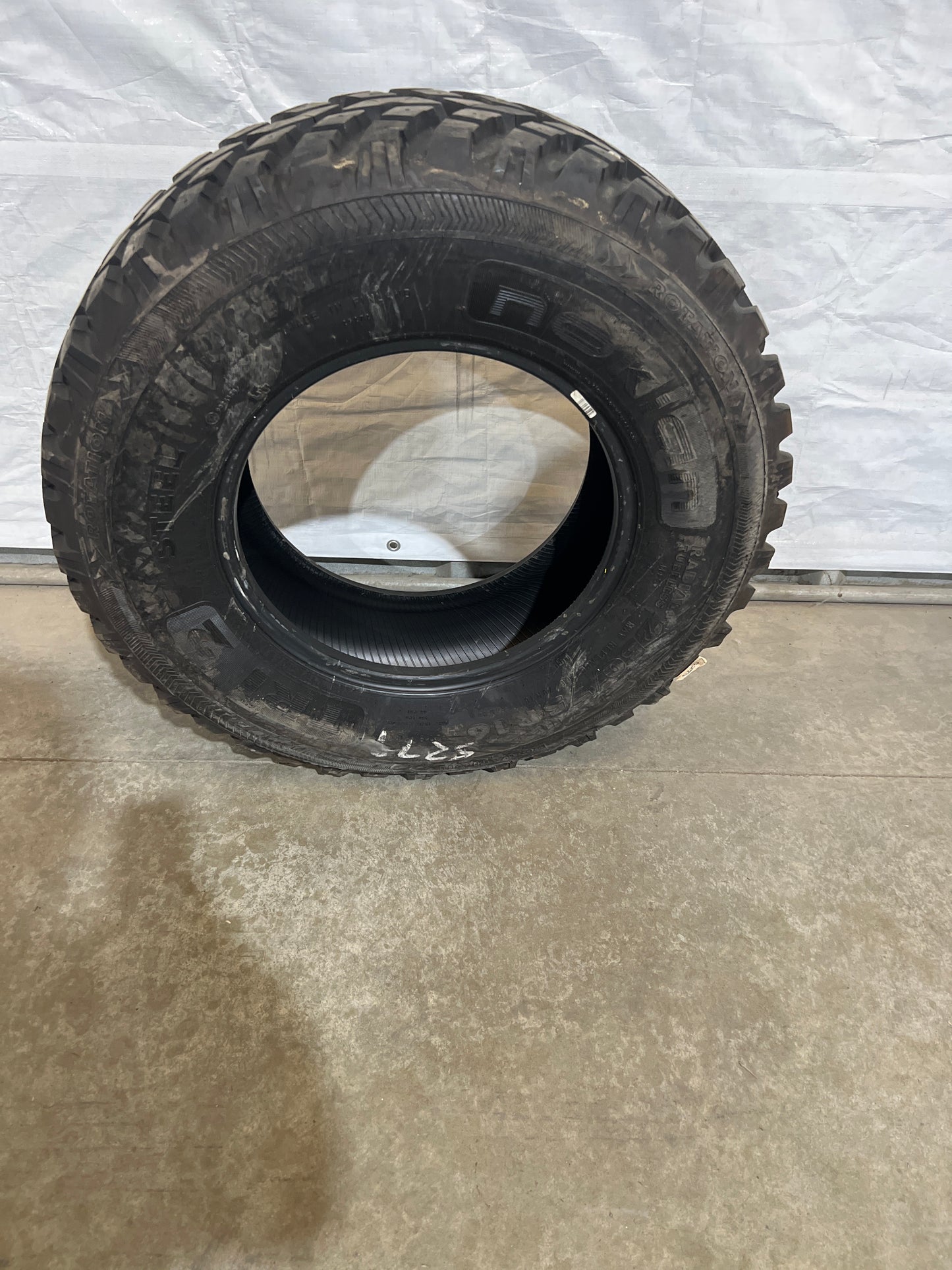 250/75R16 NOKIAN TRI 2 #5279