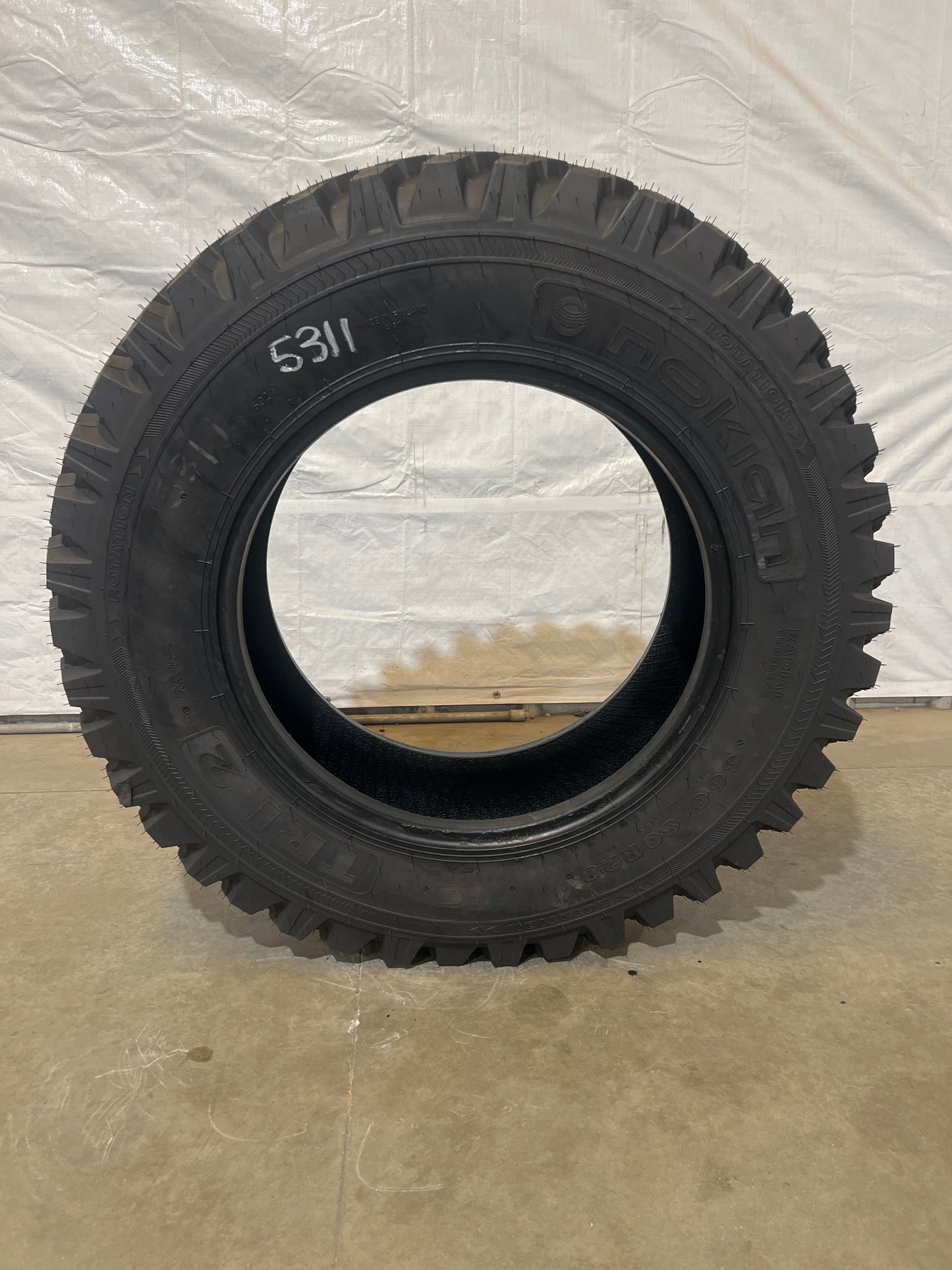 360/80R28 NOKIAN TRI 2 #5311
