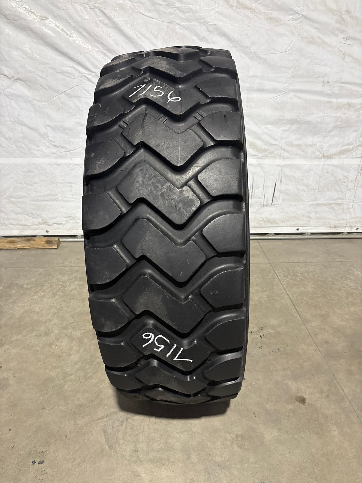 17.5R25 CAMSO WHL 553R #7156