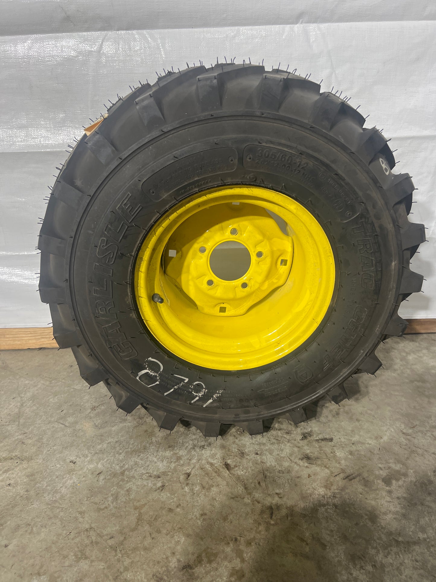 305/60-12 (26X12X12) CARLISLE TRAC CHIEF #8791