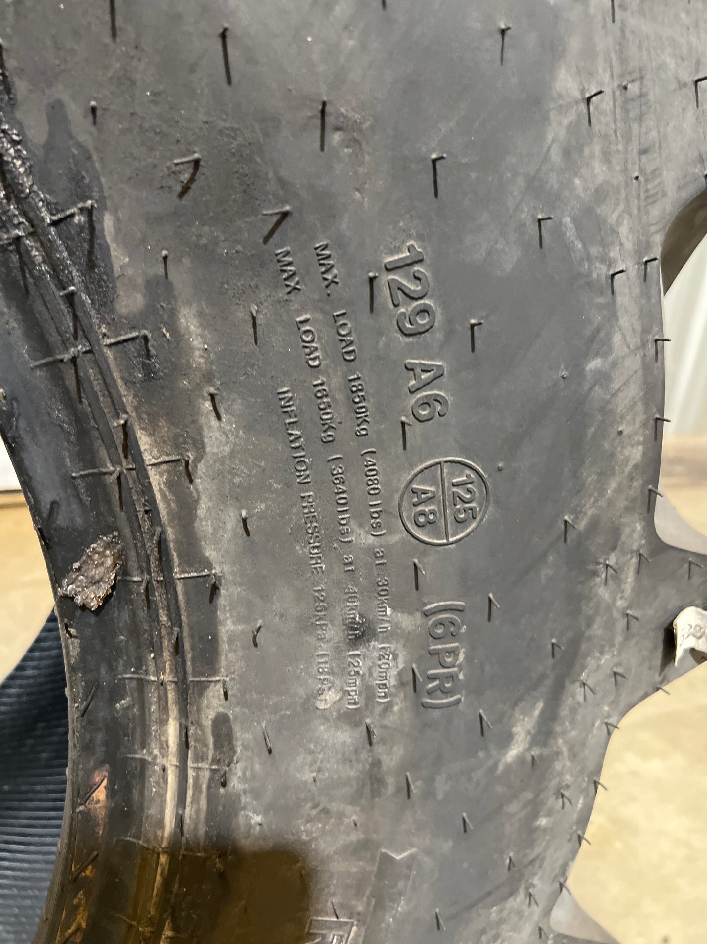 16.9-28 Galaxy Agri Trac II TL