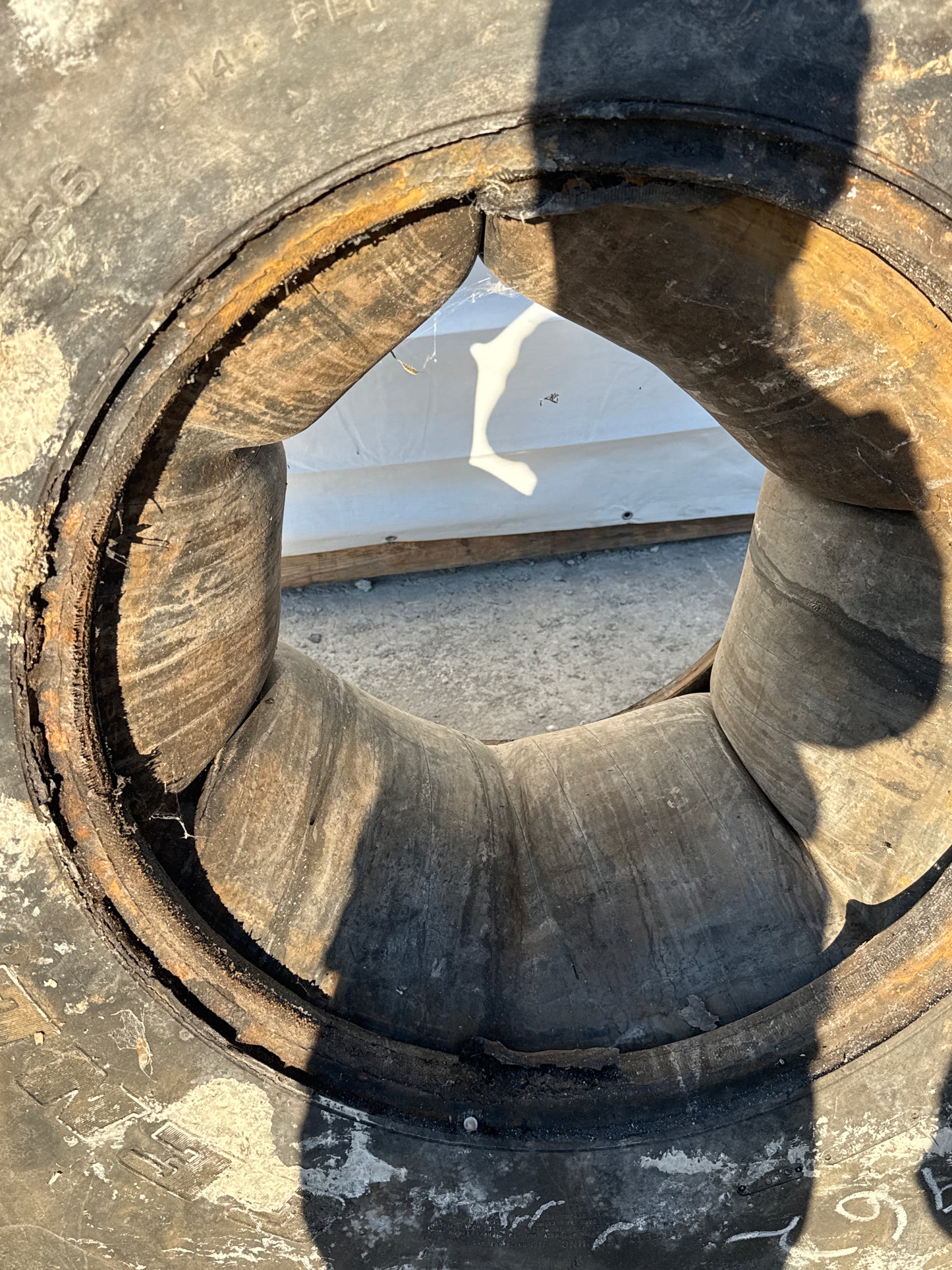 28L-26 GENERAL TIMBERSKID II 14 PLY #8962