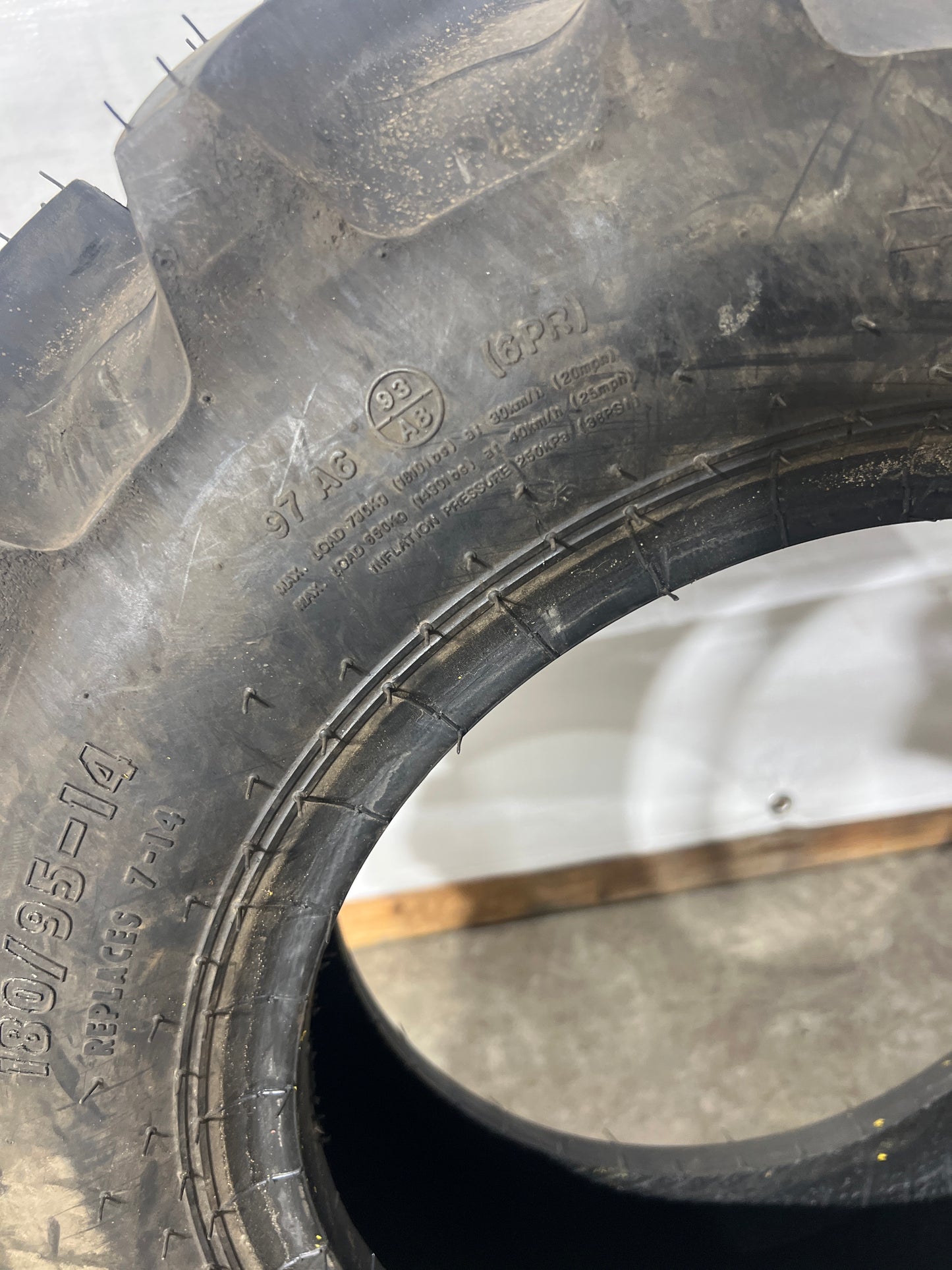 180/95-14 (7-14) 6PR C 97A6 GALAXY AGRI TRAC II TL #8643