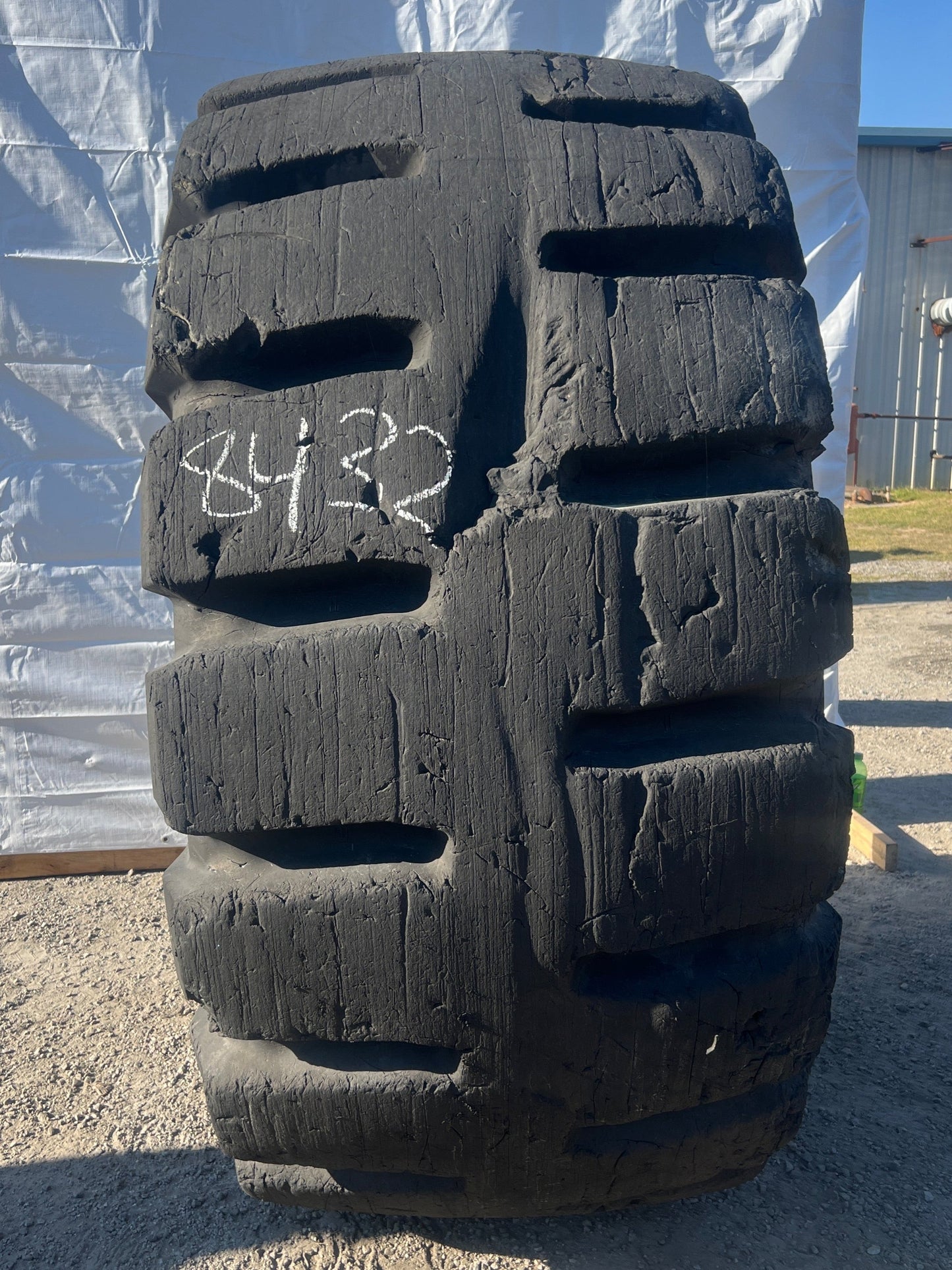 35/65R33 BRIDGESTONE V-STEEL D-LUG WIDE 65