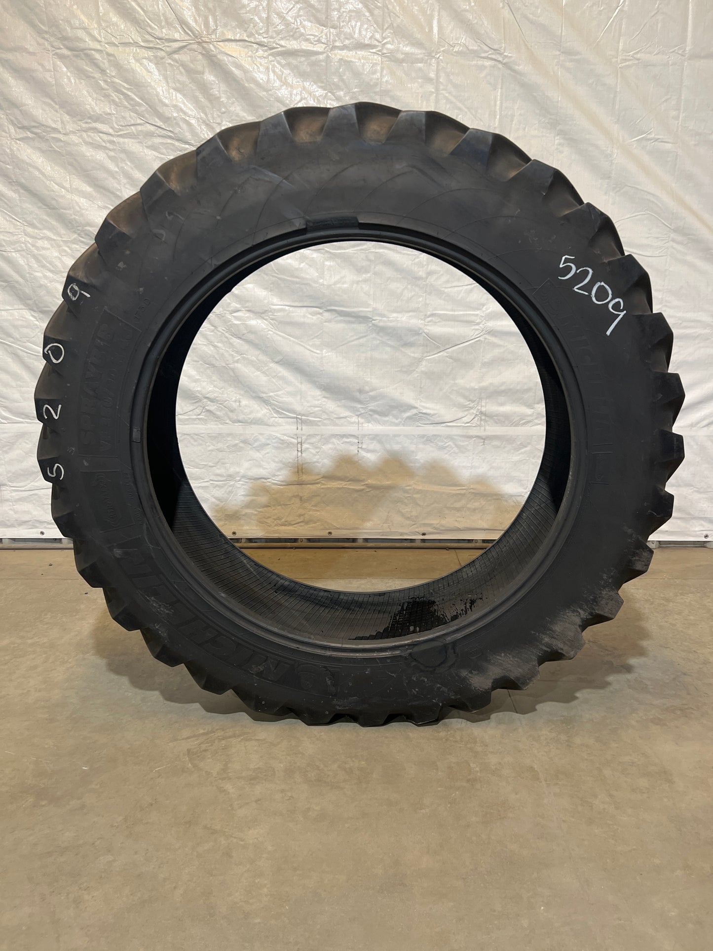 VF380/90R46 MICHELIN SPRAYBIB