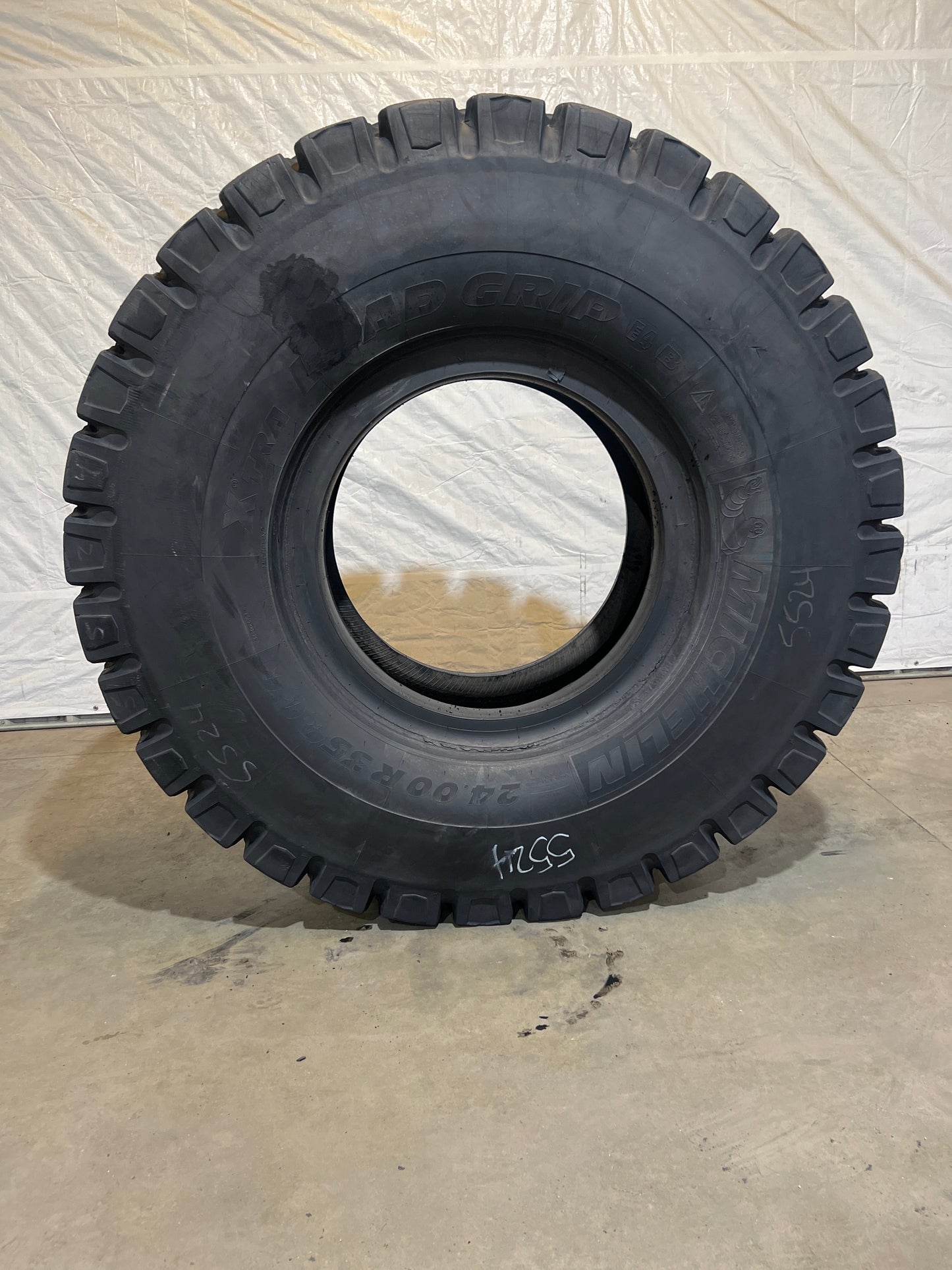 24.00R35 MICHELIN XTRA LOAD GRIP #5524-A