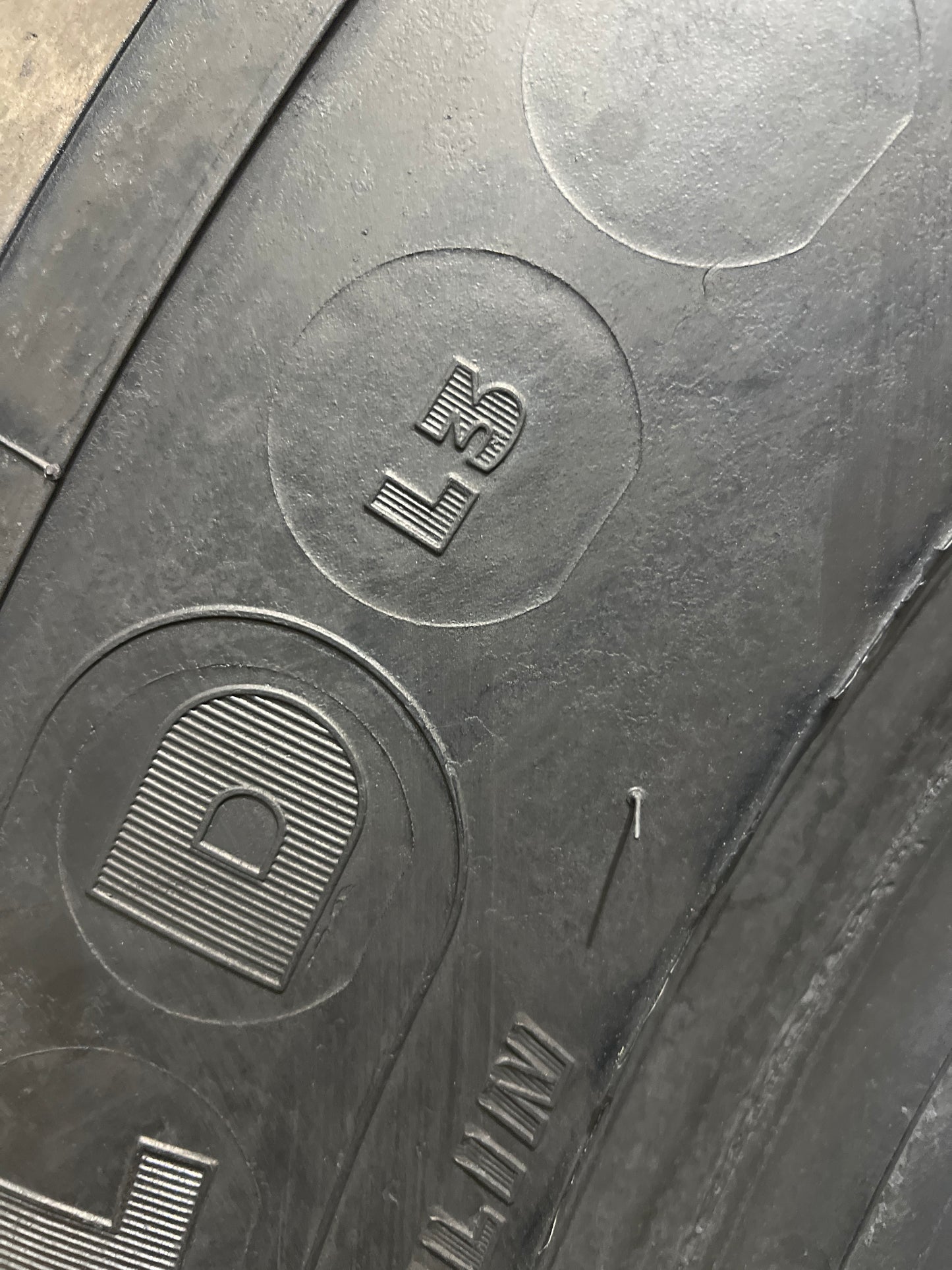 550/65R25 (20.5R25) MICHELIN XLD TL